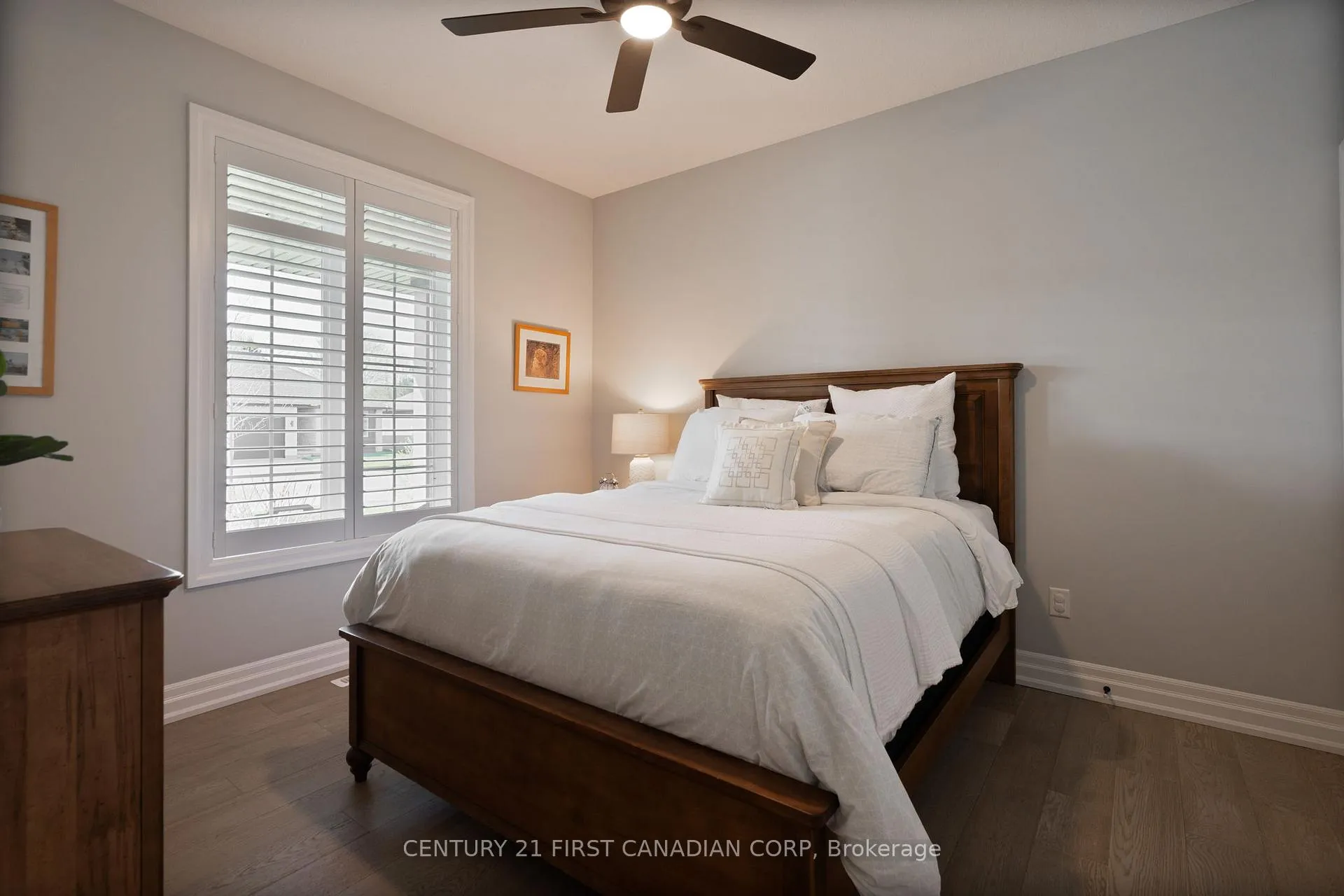 Photo 15 of 2012 Lockwood Crescent, Strathroy-Caradoc, Mount Brydges — HOMEH