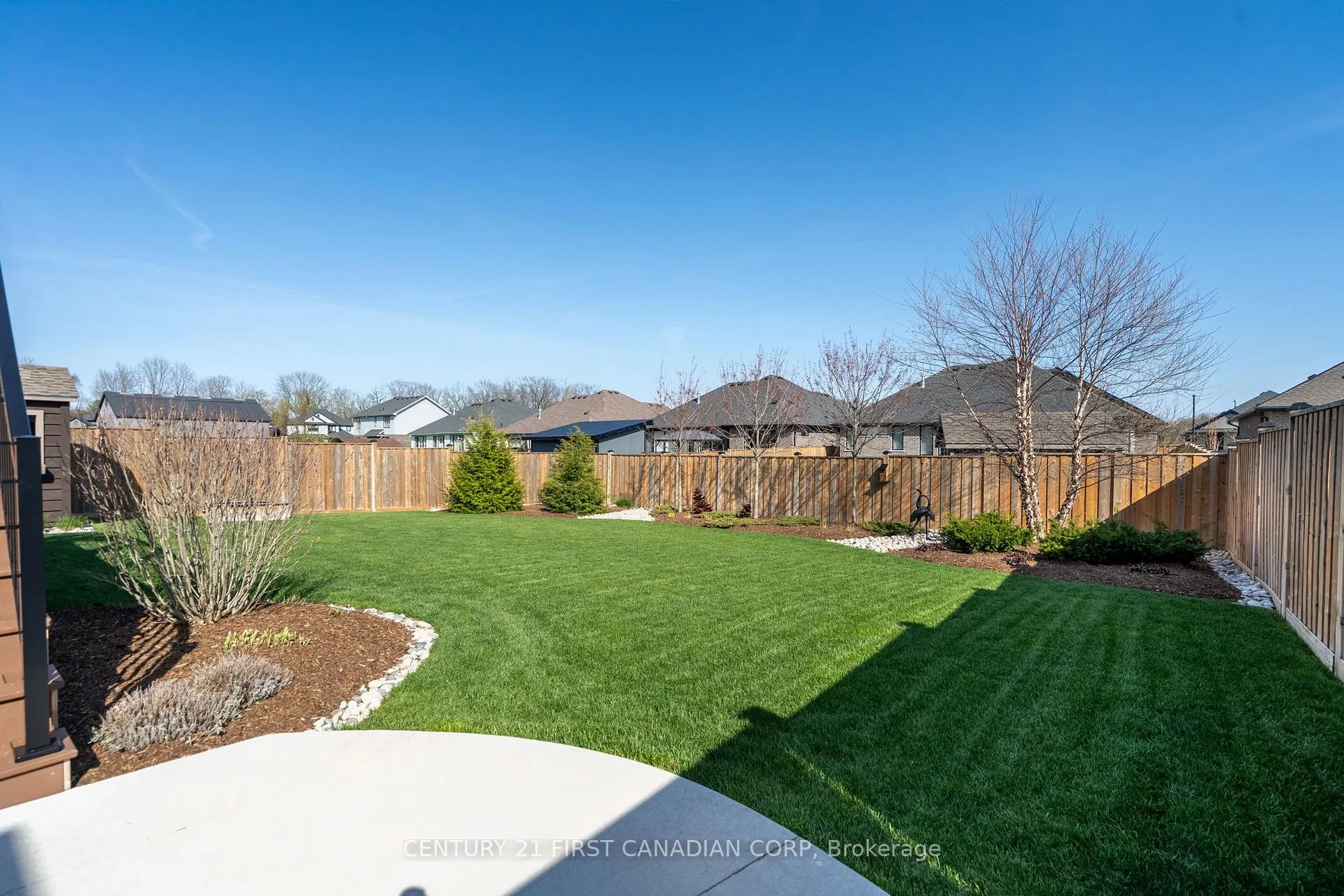 Photo 19 of 2012 Lockwood Crescent, Strathroy-Caradoc, Mount Brydges — HOMEH