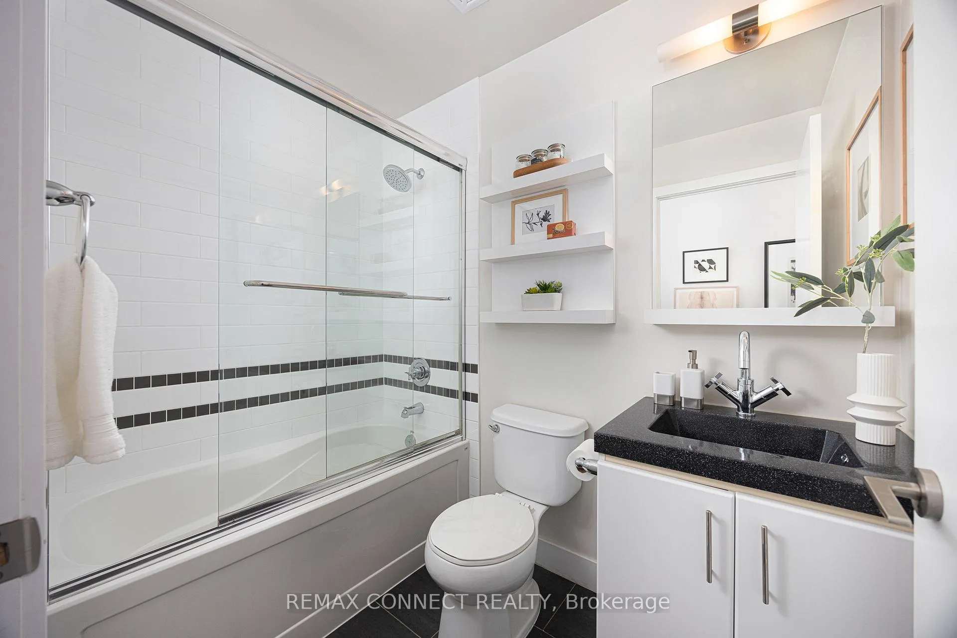 Photo 24 of Unit 330, 90 Stadium Road, Toronto, Niagara — HOMEH