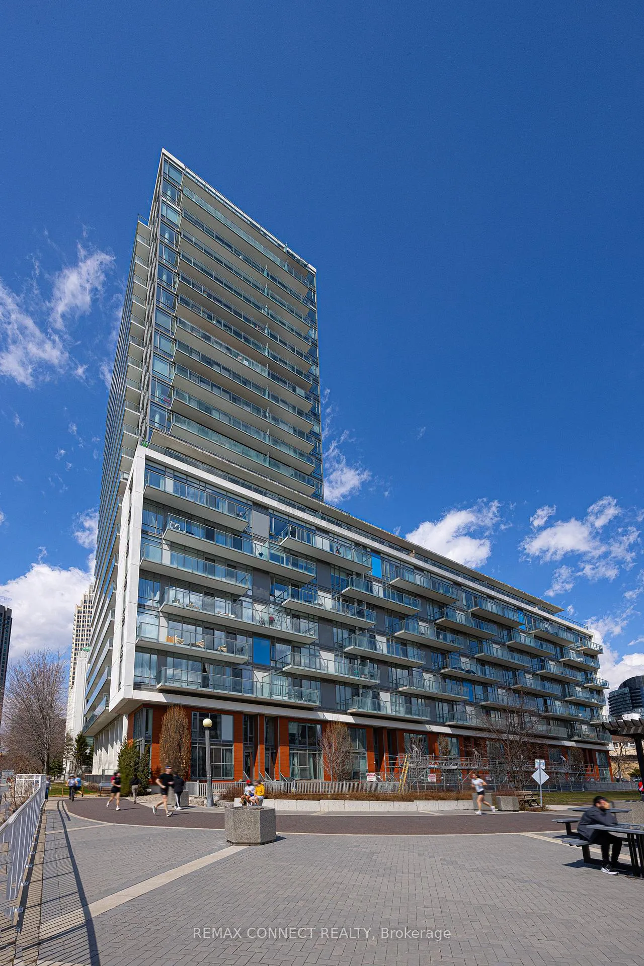 Photo 31 of Unit 330, 90 Stadium Road, Toronto, Niagara — HOMEH