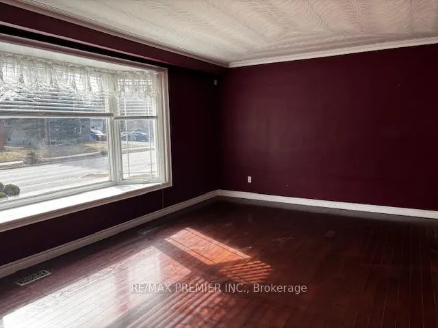 Photo 2 of 40 Aurora Heights Drive, Aurora, Aurora Heights — HOMEH