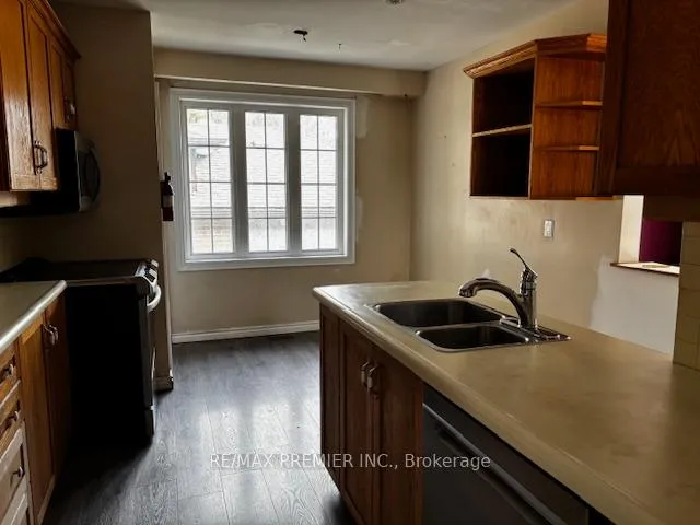 Photo 4 of 40 Aurora Heights Drive, Aurora, Aurora Heights — HOMEH