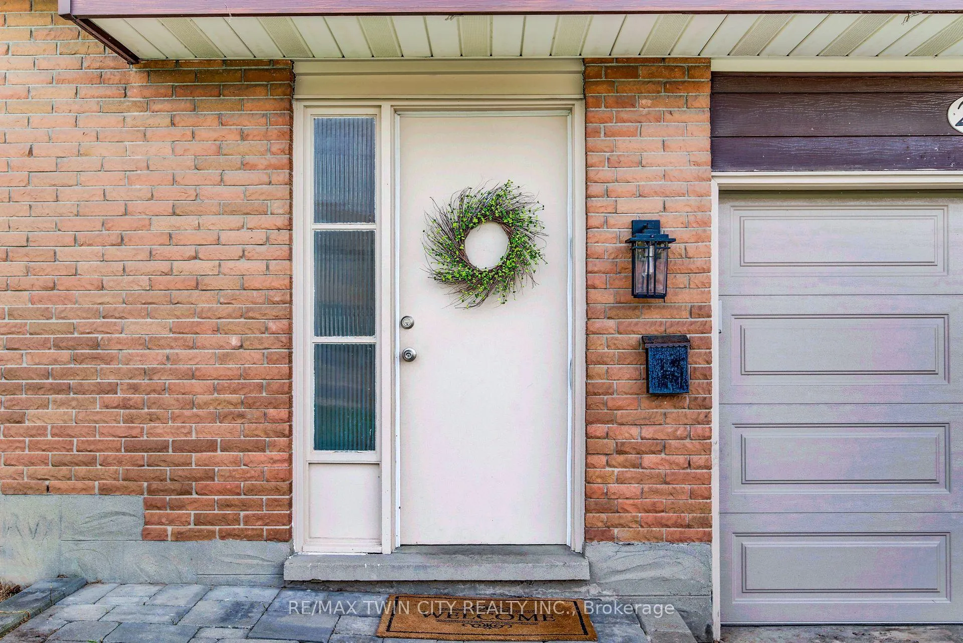 Photo 5 of 265 Thaler Avenue, Kitchener — HOMEH