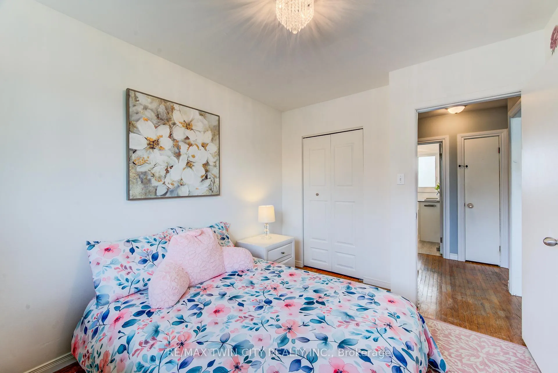 Photo 24 of 265 Thaler Avenue, Kitchener — HOMEH