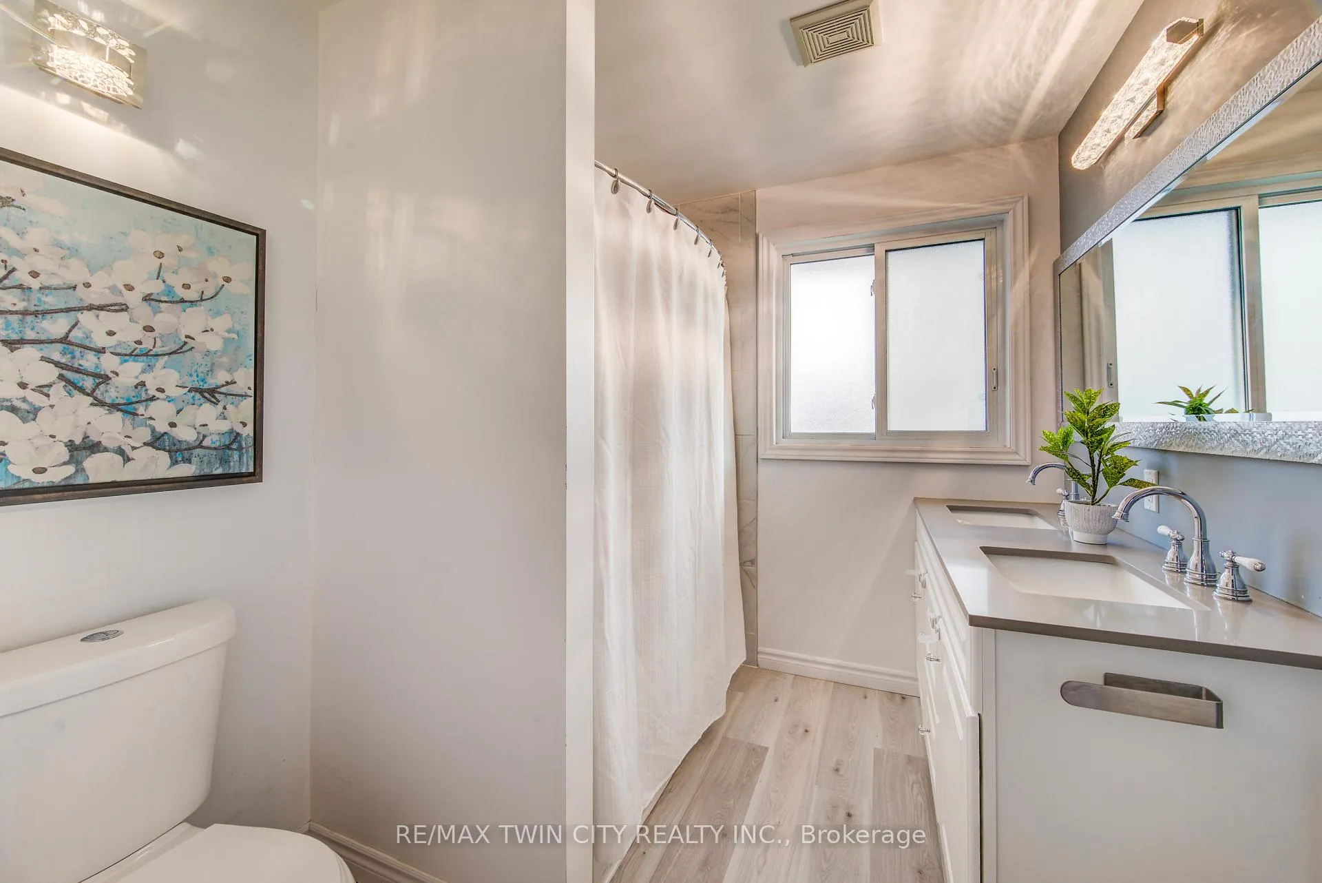 Photo 28 of 265 Thaler Avenue, Kitchener — HOMEH