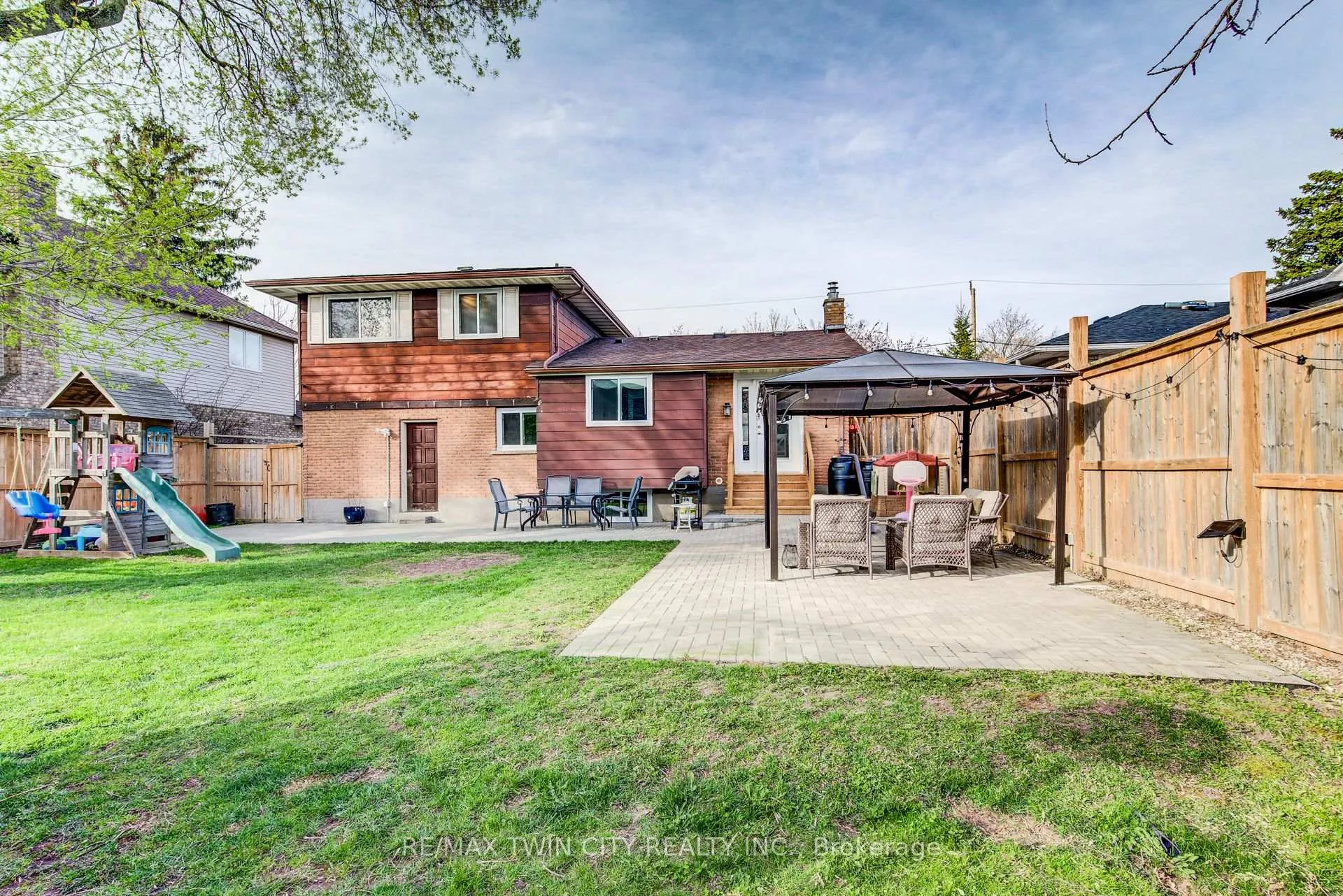 Photo 37 of 265 Thaler Avenue, Kitchener — HOMEH