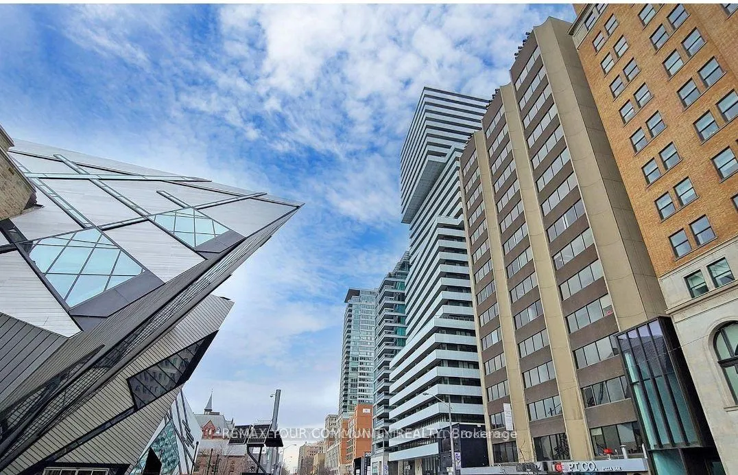 Photo 1 of Unit 2008, 200 Bloor Street W, Toronto, The Annex — HOMEH