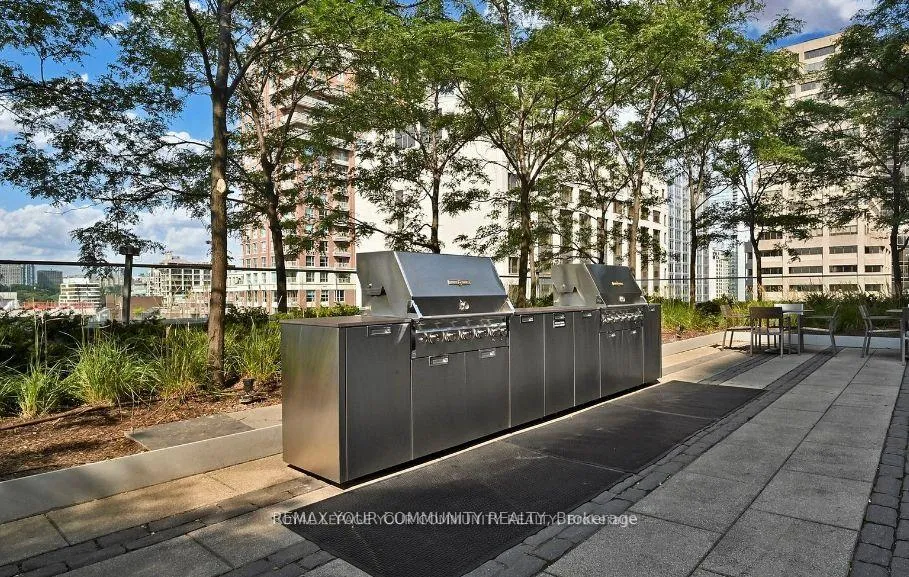 Photo 8 of Unit 2008, 200 Bloor Street W, Toronto, The Annex — HOMEH