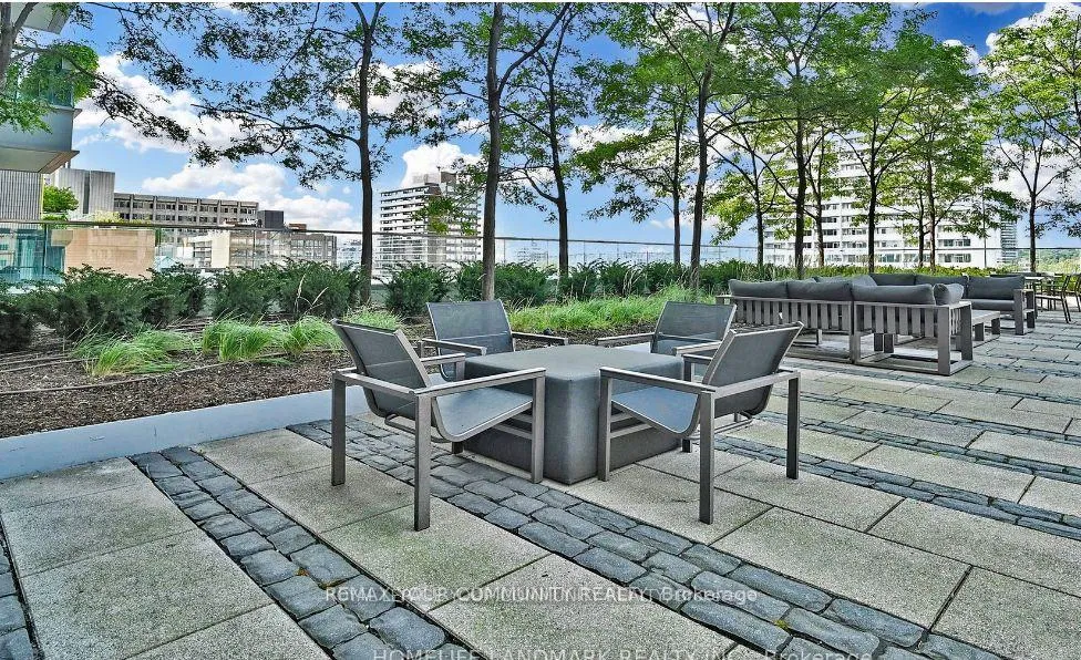 Photo 9 of Unit 2008, 200 Bloor Street W, Toronto, The Annex — HOMEH
