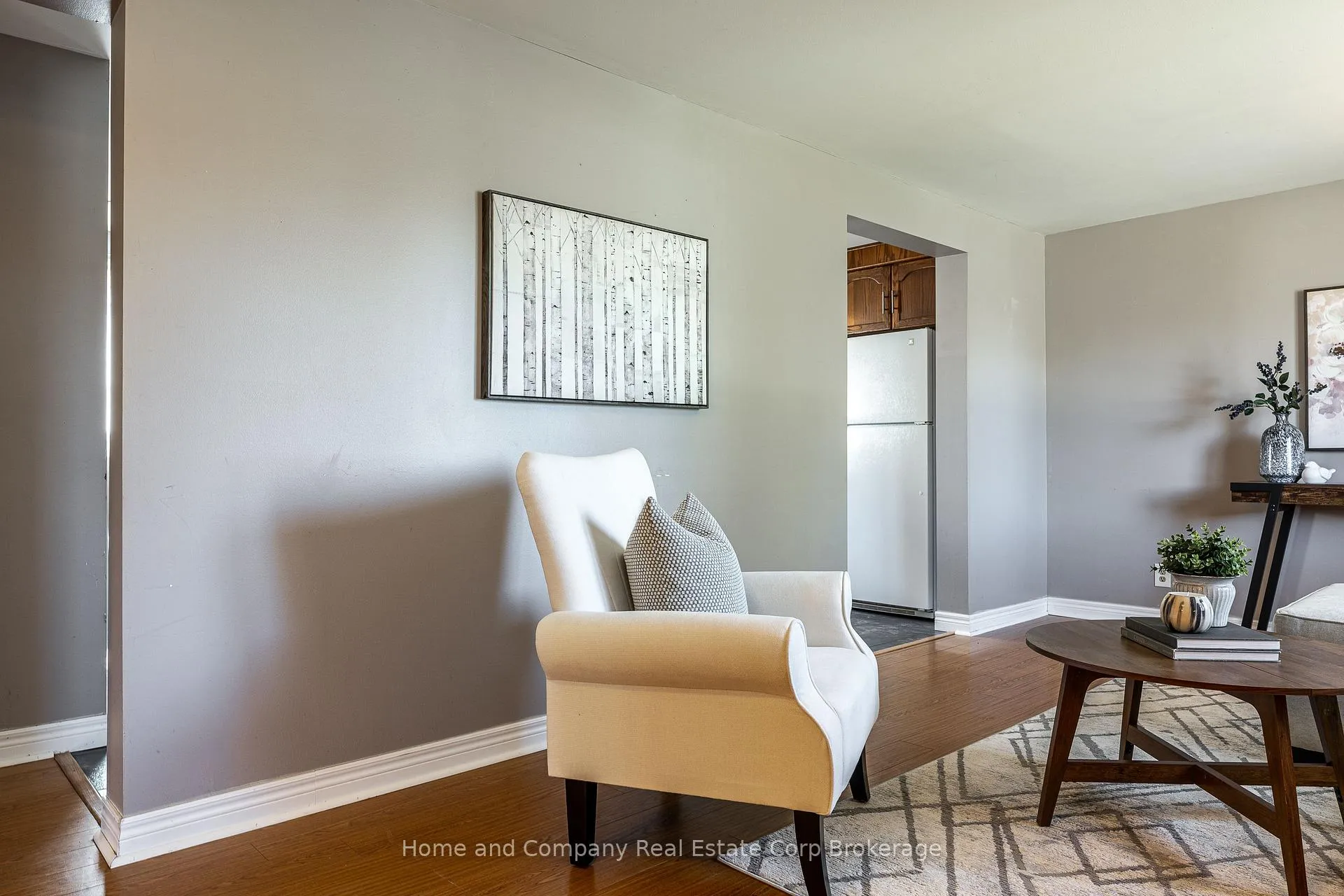 Photo 8 of 34 Kathryn Crescent, Stratford — HOMEH