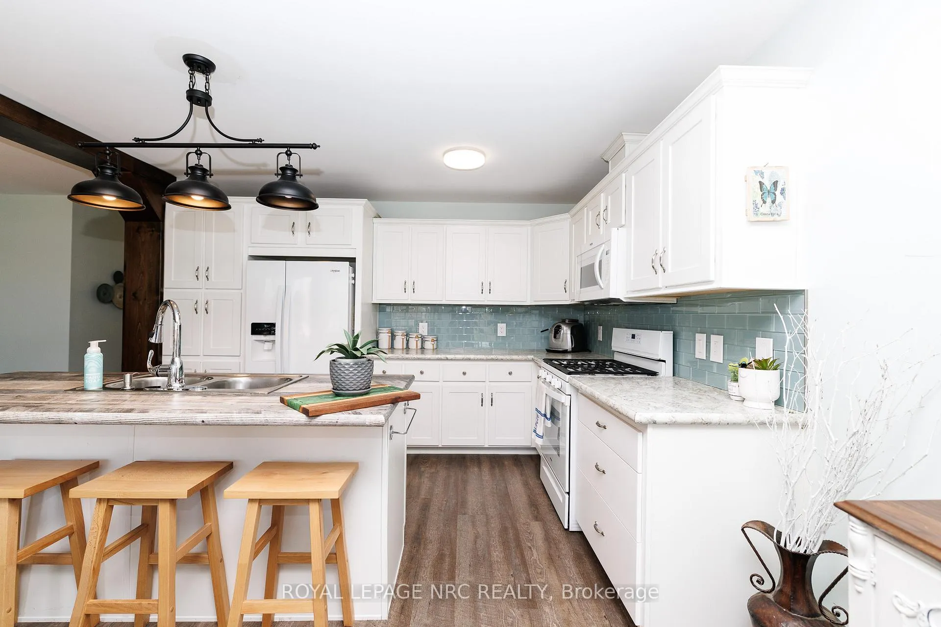 Photo 14 of 3545 Firelane 7 Road, Port Colborne, Sherkston — HOMEH