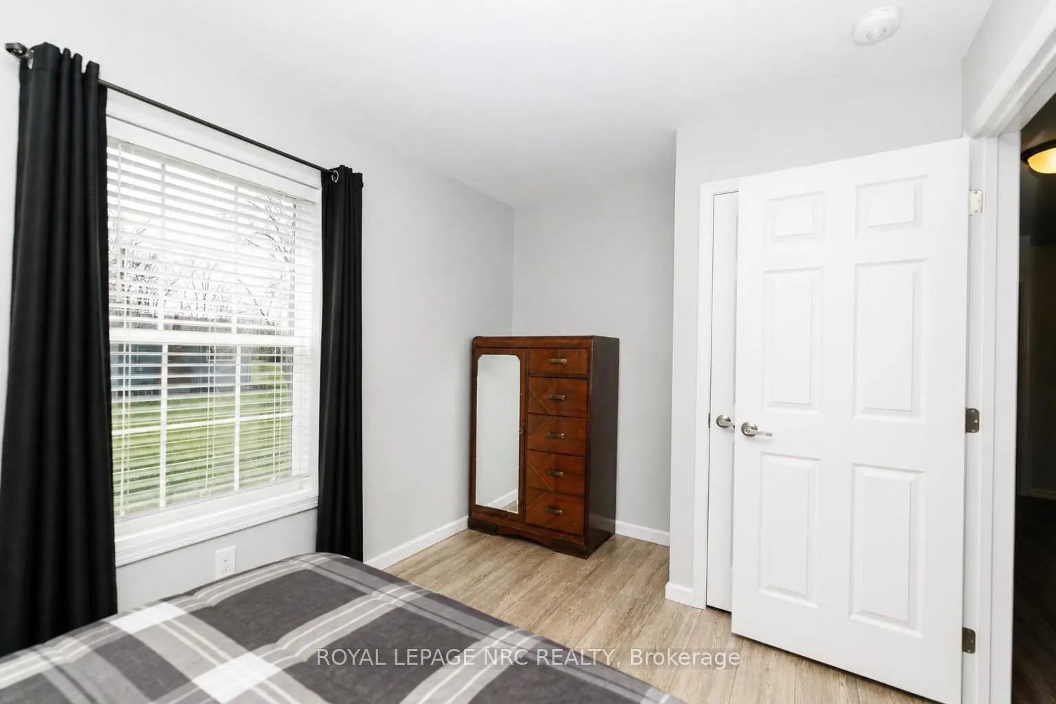 Photo 34 of 3545 Firelane 7 Road, Port Colborne, Sherkston — HOMEH