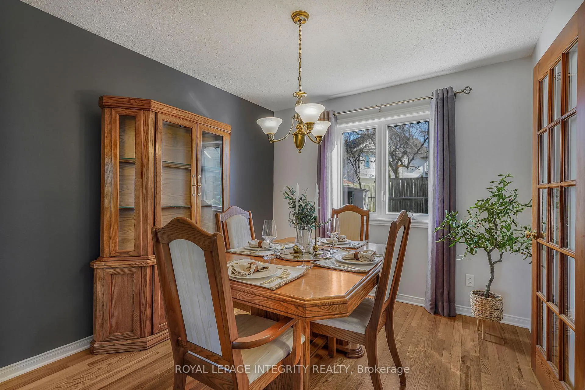 Photo 6 of 641 Apollo Way, Ottawa, Fallingbrook/Pineridge — HOMEH