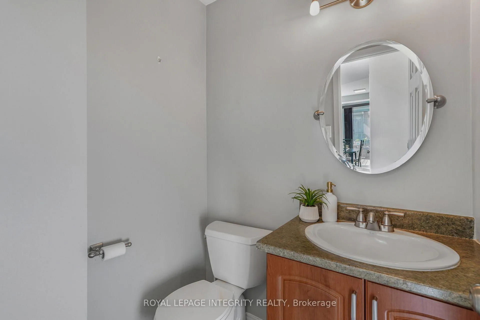 Photo 9 of 641 Apollo Way, Ottawa, Fallingbrook/Pineridge — HOMEH