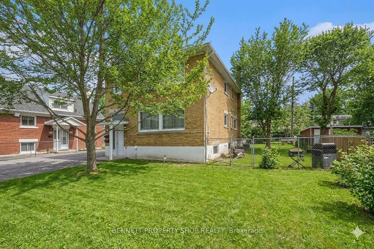 Photo 2 of Unit 1, 713 Morgan Street, Ottawa, Vanier — HOMEH
