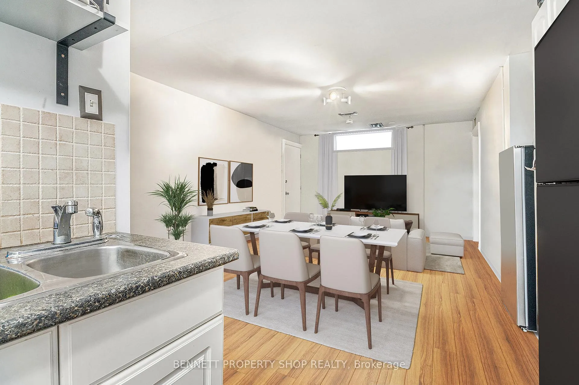 Photo 4 of Unit 1, 713 Morgan Street, Ottawa, Vanier — HOMEH