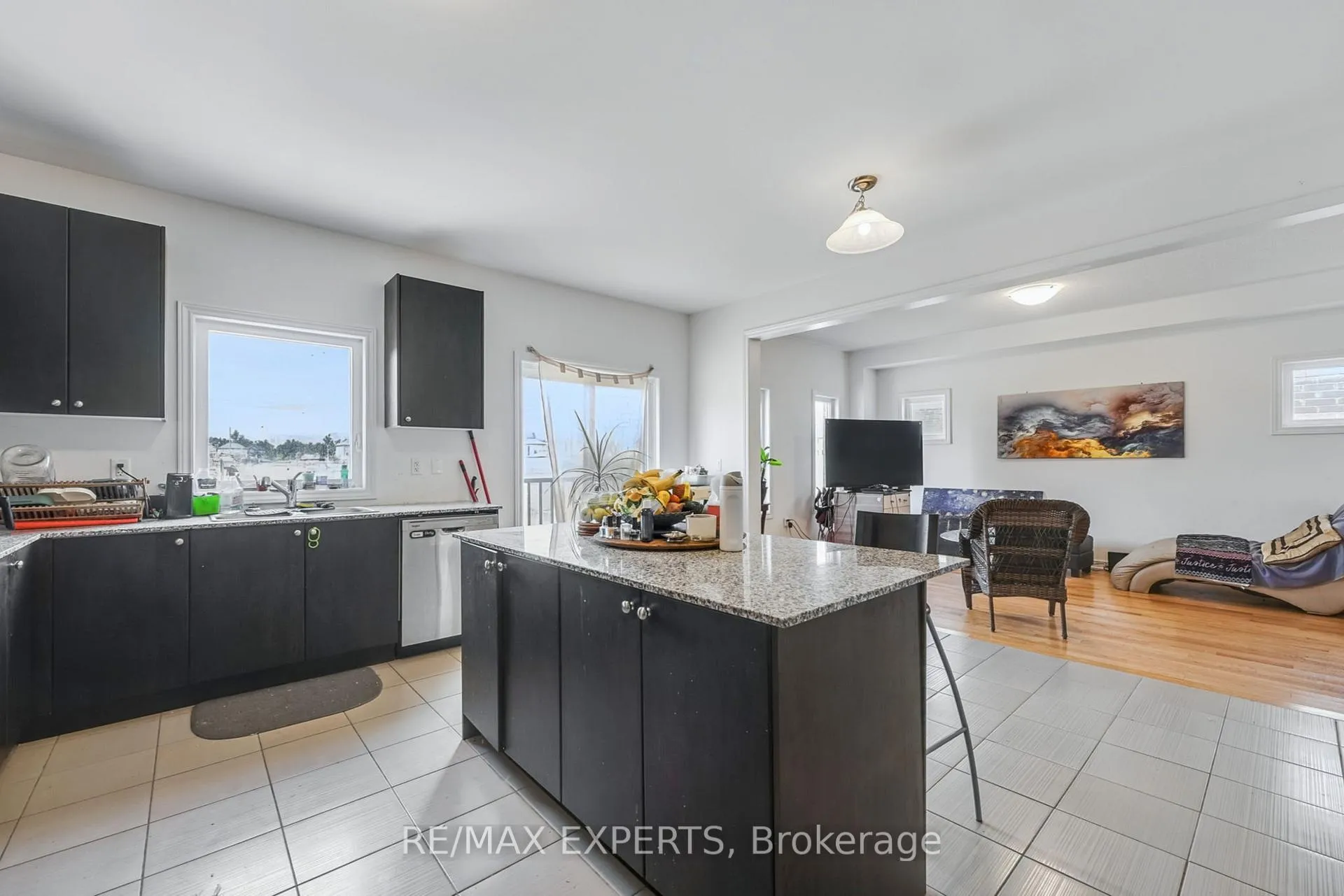 Photo 12 of 360 Russell Street, Southgate — HOMEH
