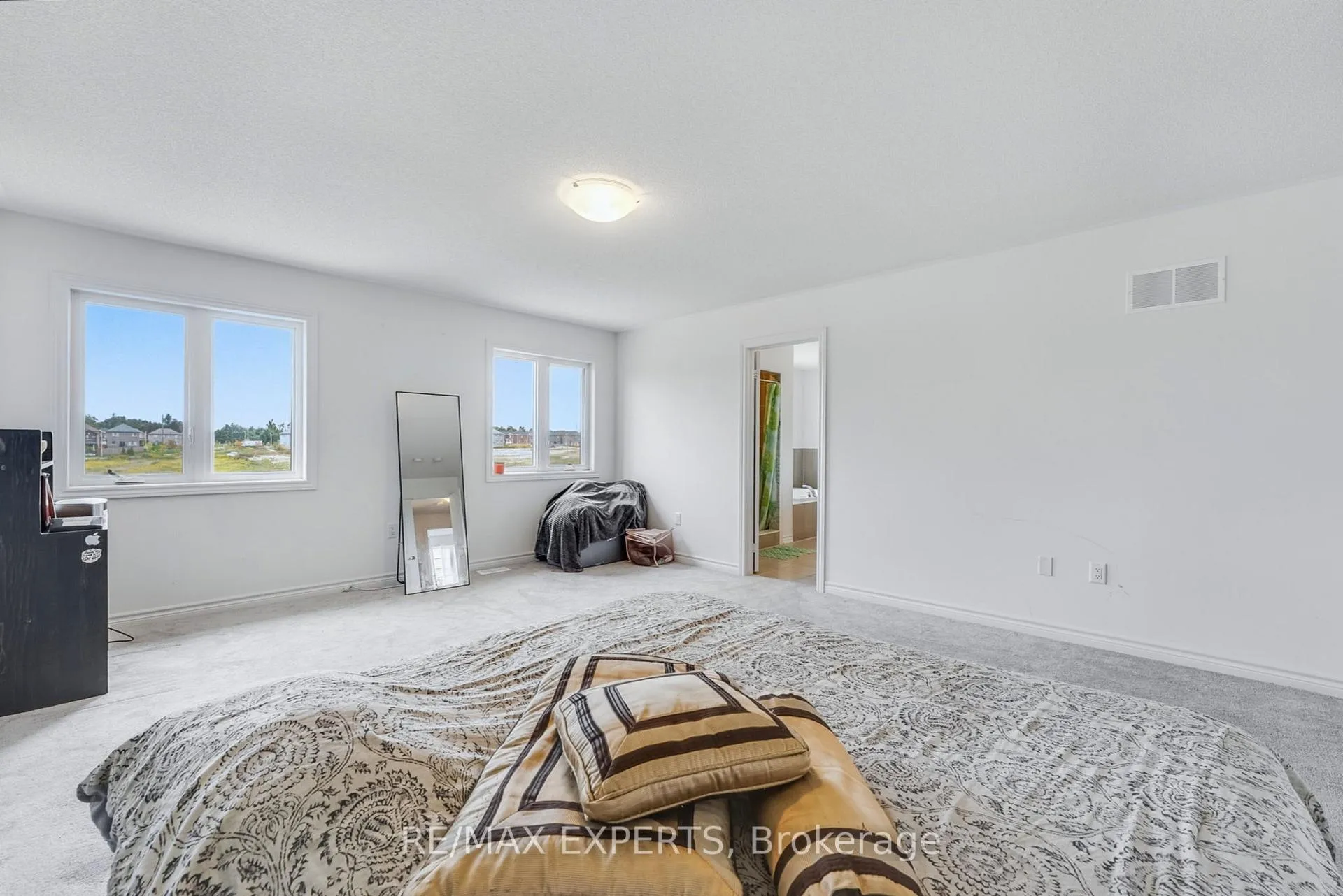Photo 19 of 360 Russell Street, Southgate — HOMEH