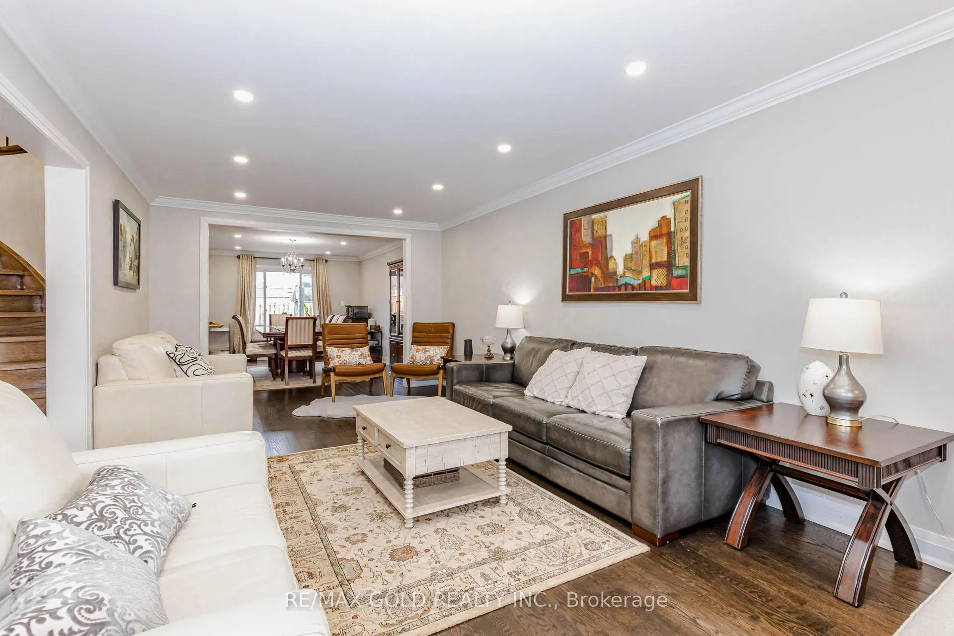 Photo 8 of 3 Kenpark Avenue, Brampton, Snelgrove — HOMEH