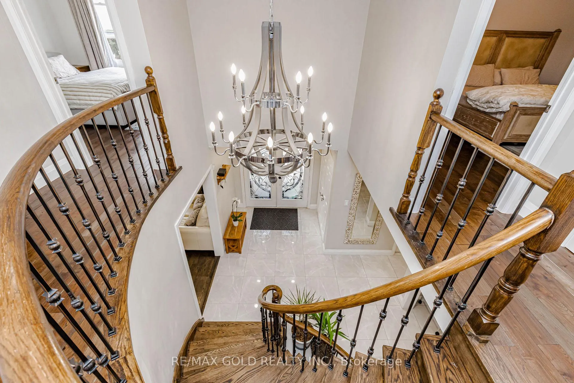 Photo 21 of 3 Kenpark Avenue, Brampton, Snelgrove — HOMEH