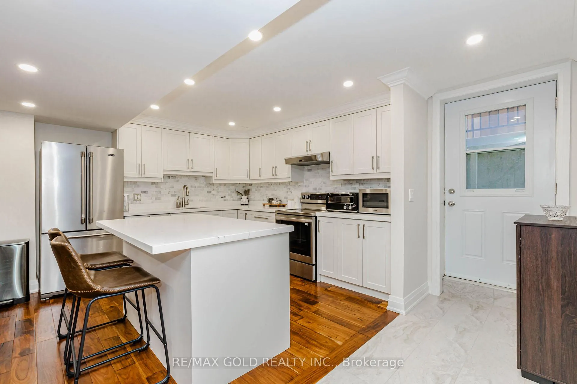 Photo 38 of 3 Kenpark Avenue, Brampton, Snelgrove — HOMEH