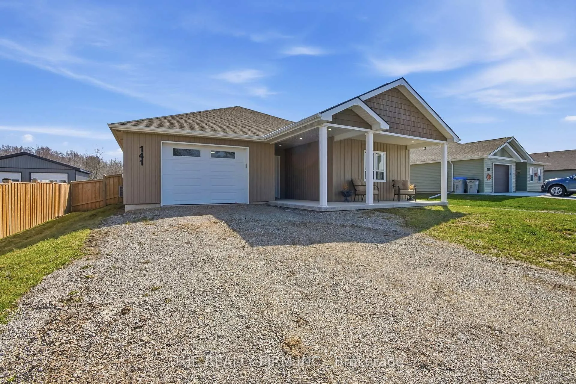 Photo 3 of 141 Victoria Avenue E, South Huron, Stephen — HOMEH