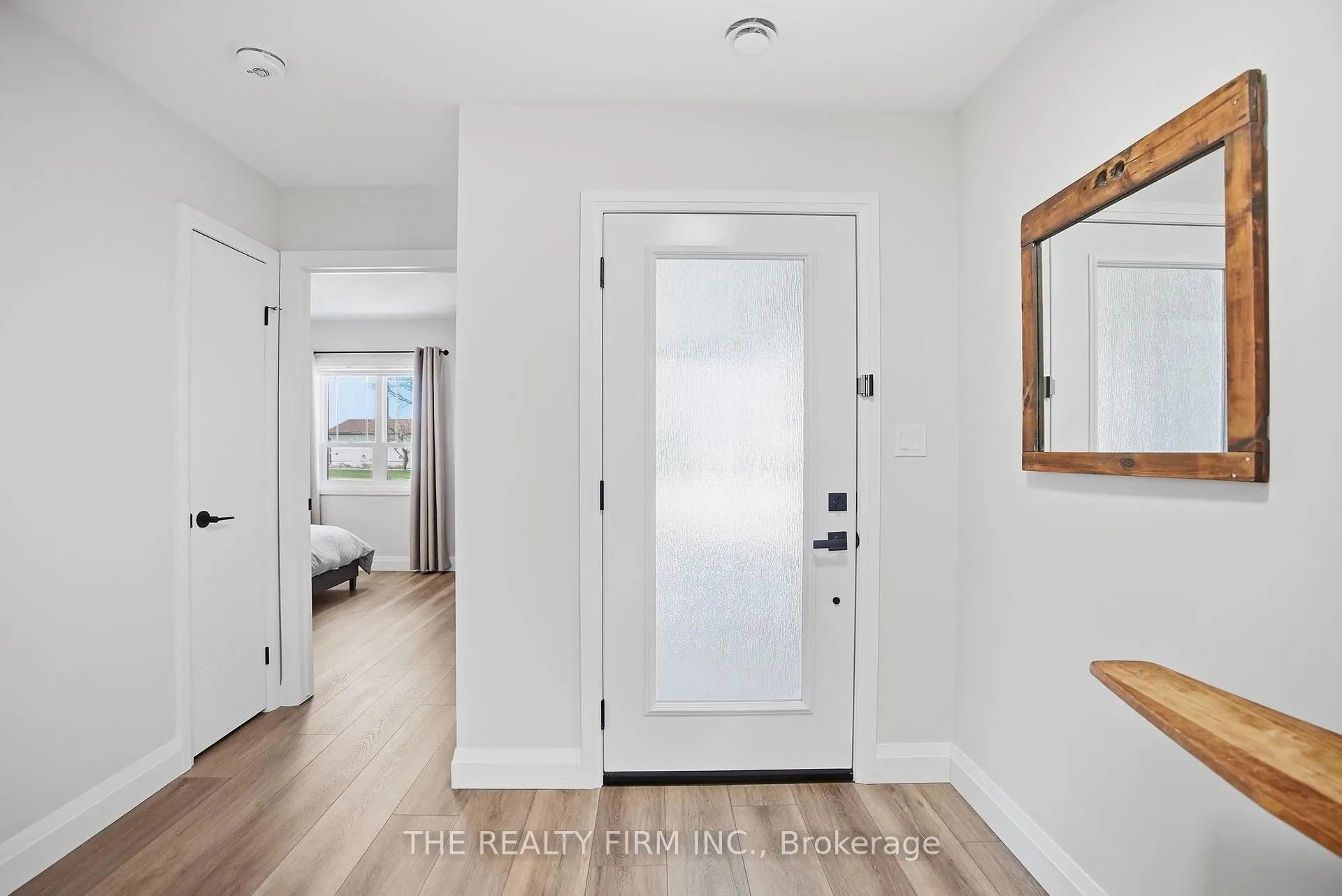 Photo 6 of 141 Victoria Avenue E, South Huron, Stephen — HOMEH