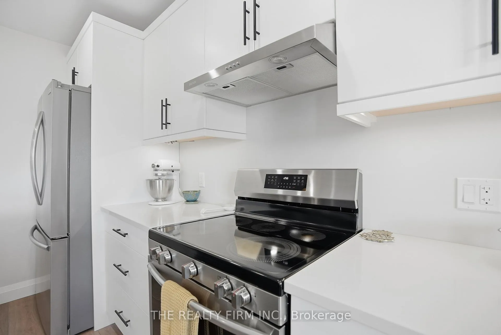 Photo 14 of 141 Victoria Avenue E, South Huron, Stephen — HOMEH