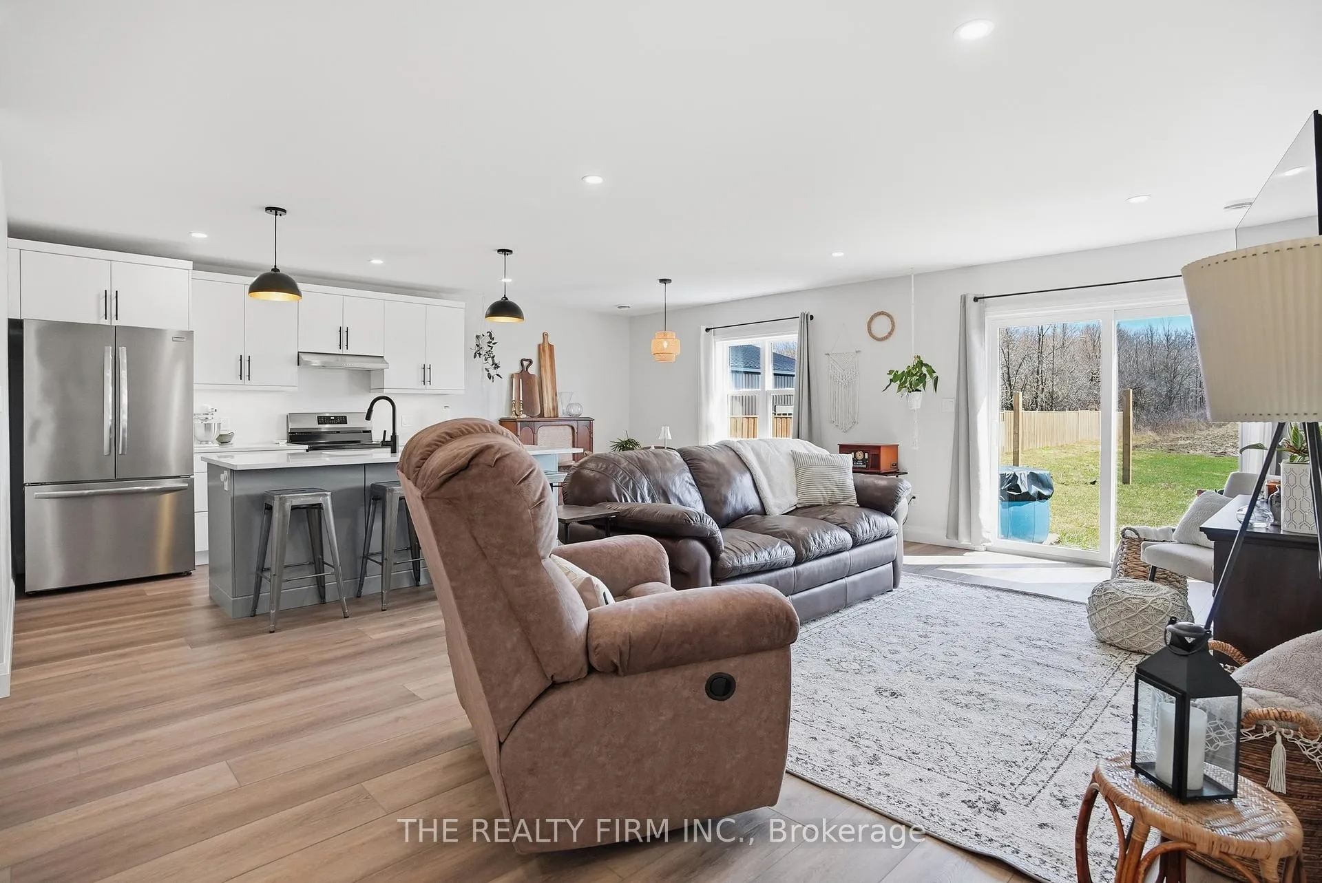 Photo 21 of 141 Victoria Avenue E, South Huron, Stephen — HOMEH