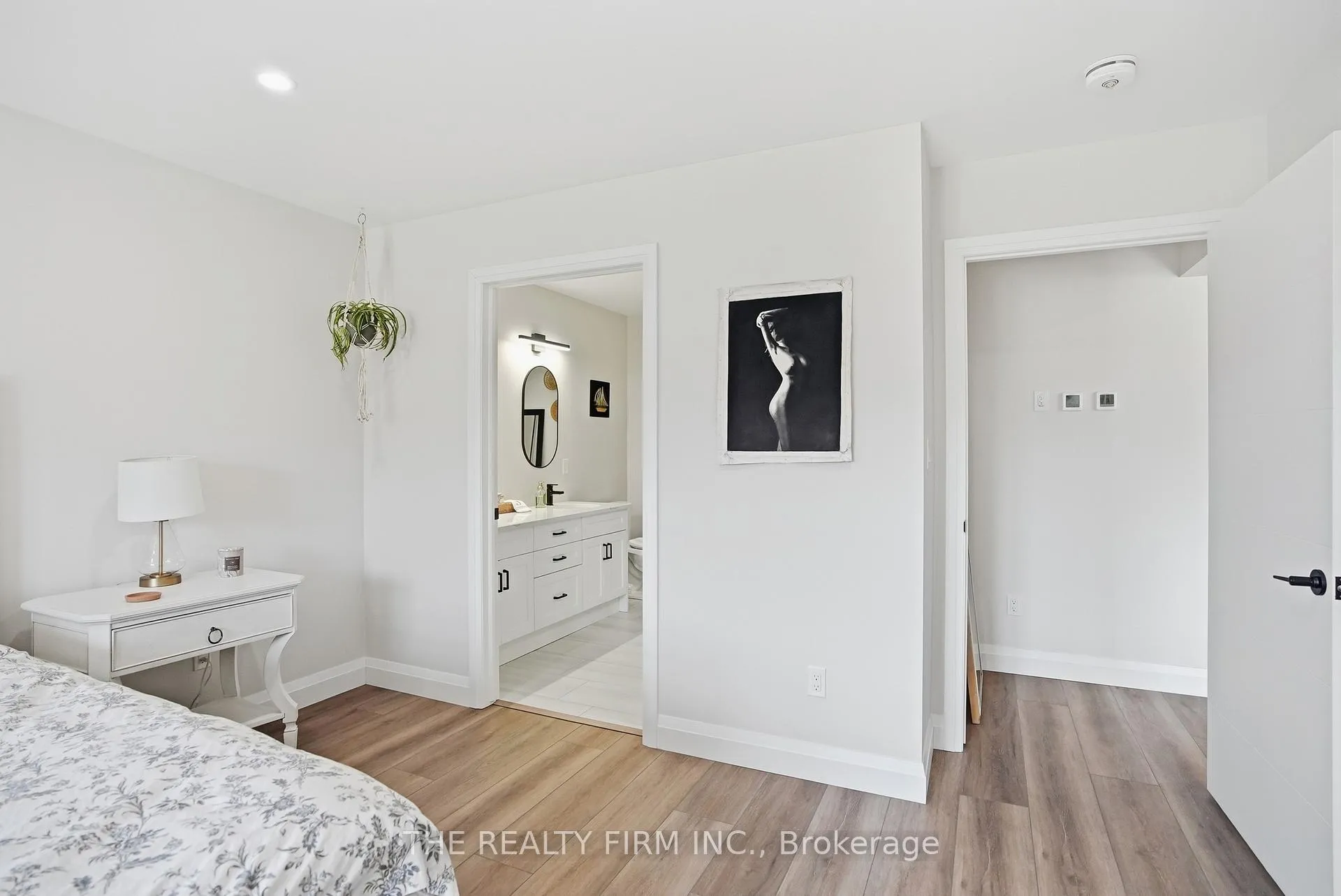 Photo 23 of 141 Victoria Avenue E, South Huron, Stephen — HOMEH
