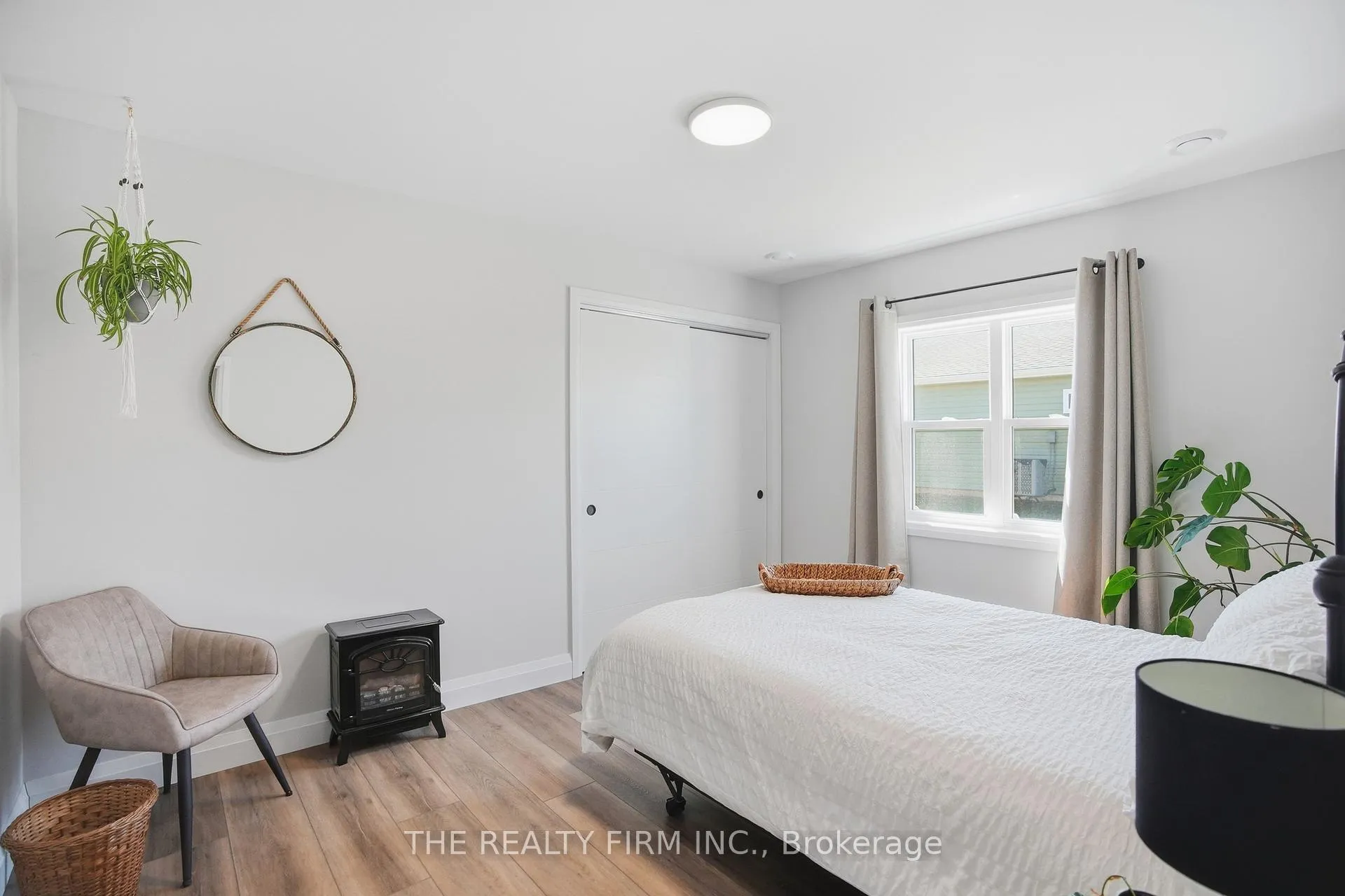 Photo 27 of 141 Victoria Avenue E, South Huron, Stephen — HOMEH