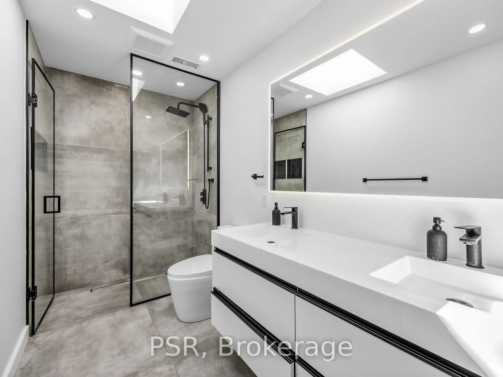 Photo 19 of Unit 2, 54A Galley Avenue, Toronto, Roncesvalles — HOMEH