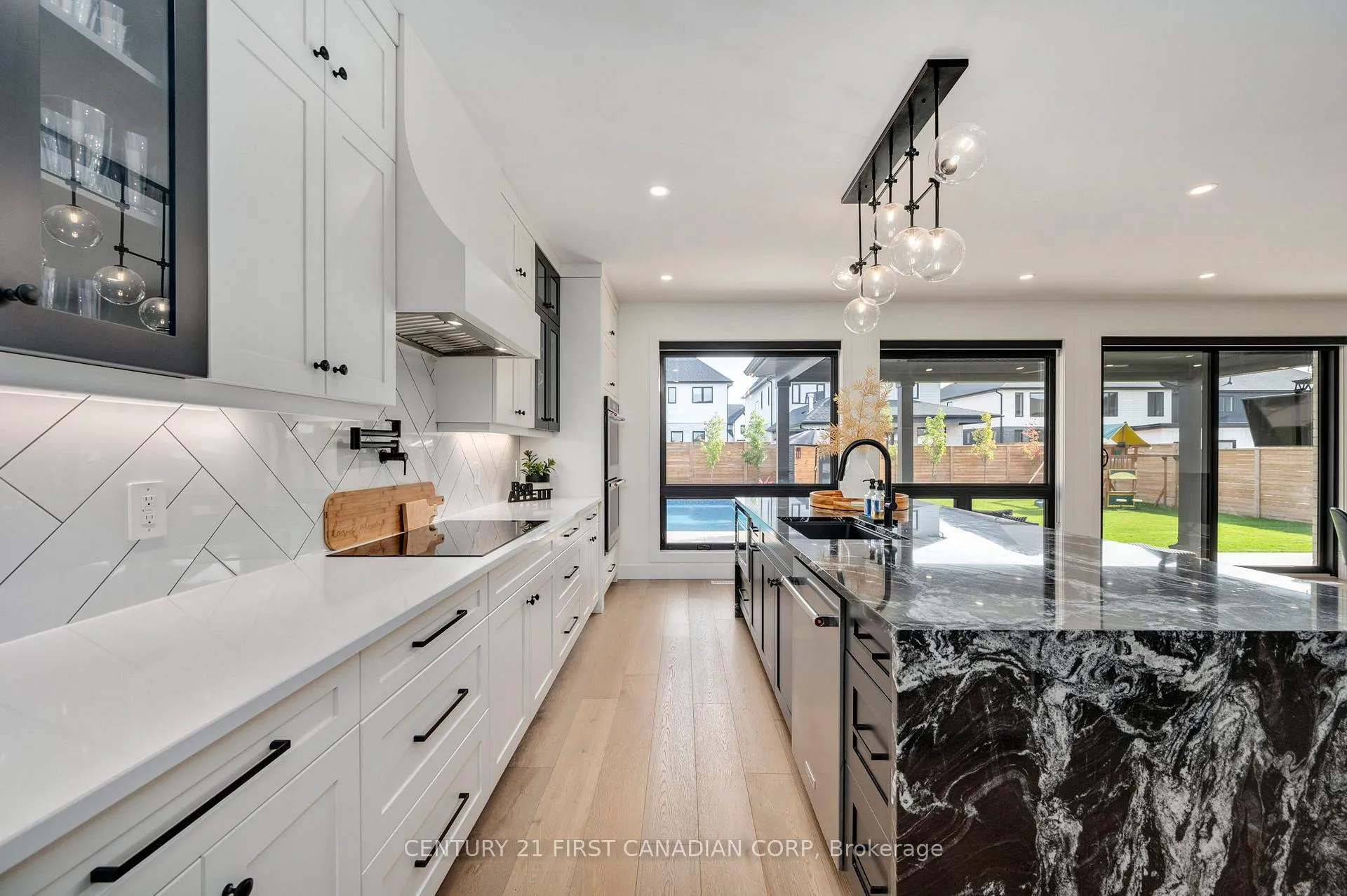 Photo 14 of 3490 Silverleaf Chase, London, South V — HOMEH