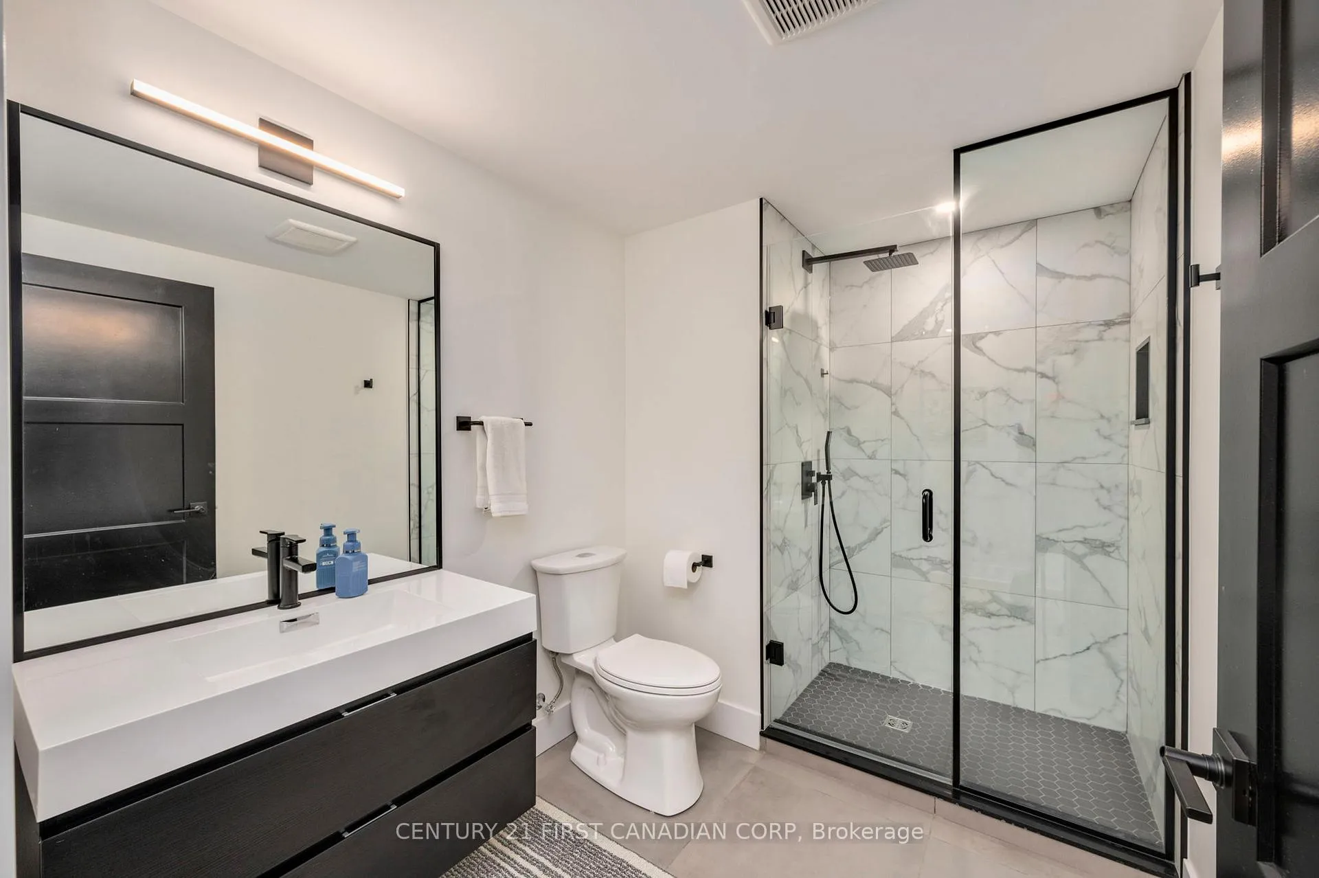 Photo 38 of 3490 Silverleaf Chase, London, South V — HOMEH