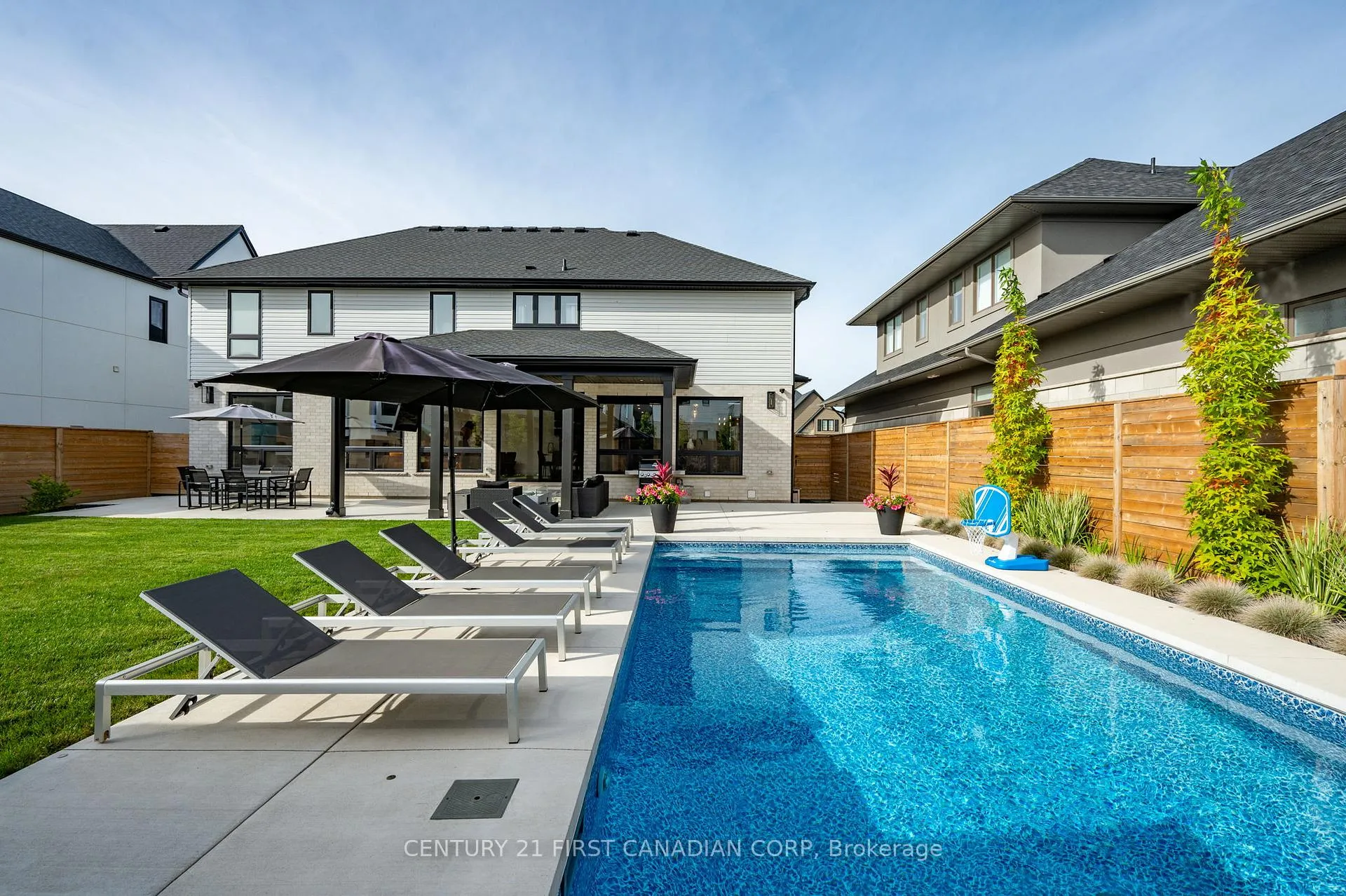 Photo 41 of 3490 Silverleaf Chase, London, South V — HOMEH