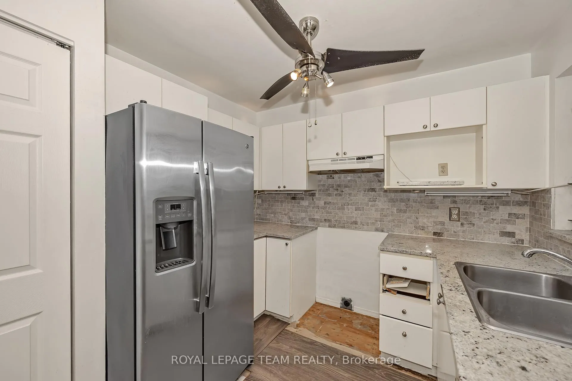Photo 10 of 57 Randall James Drive, Ottawa, Stittsville (Central) — HOMEH