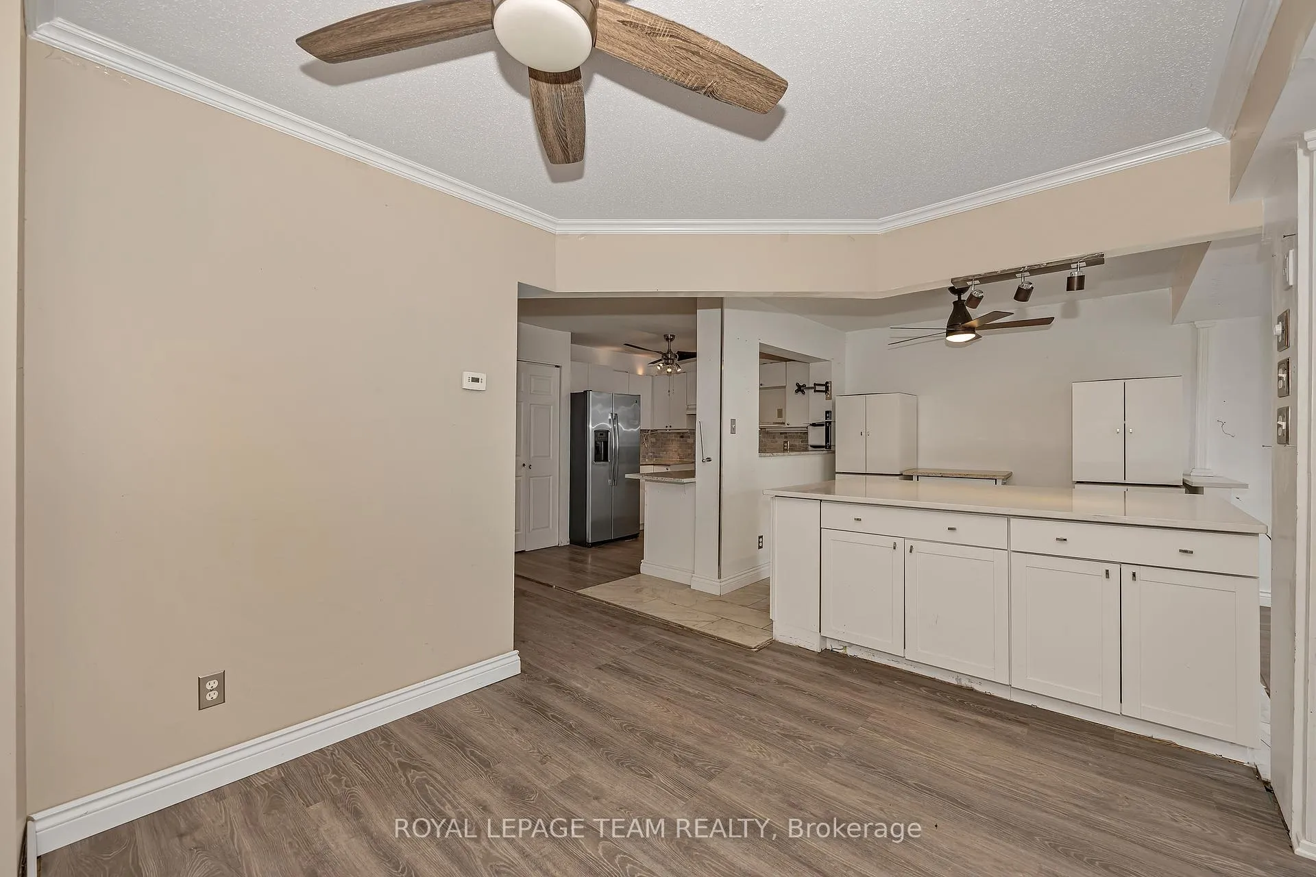 Photo 17 of 57 Randall James Drive, Ottawa, Stittsville (Central) — HOMEH
