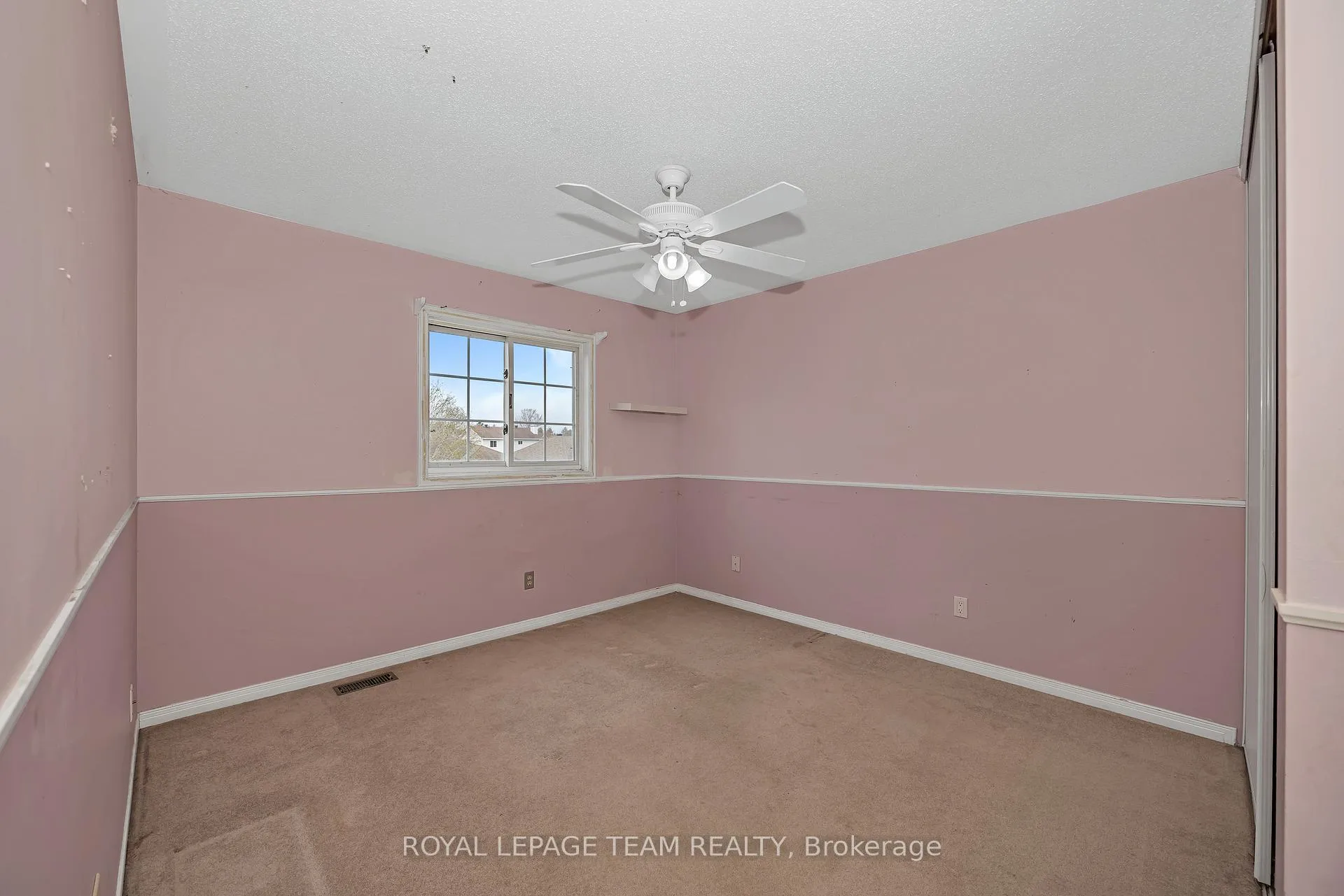 Photo 26 of 57 Randall James Drive, Ottawa, Stittsville (Central) — HOMEH