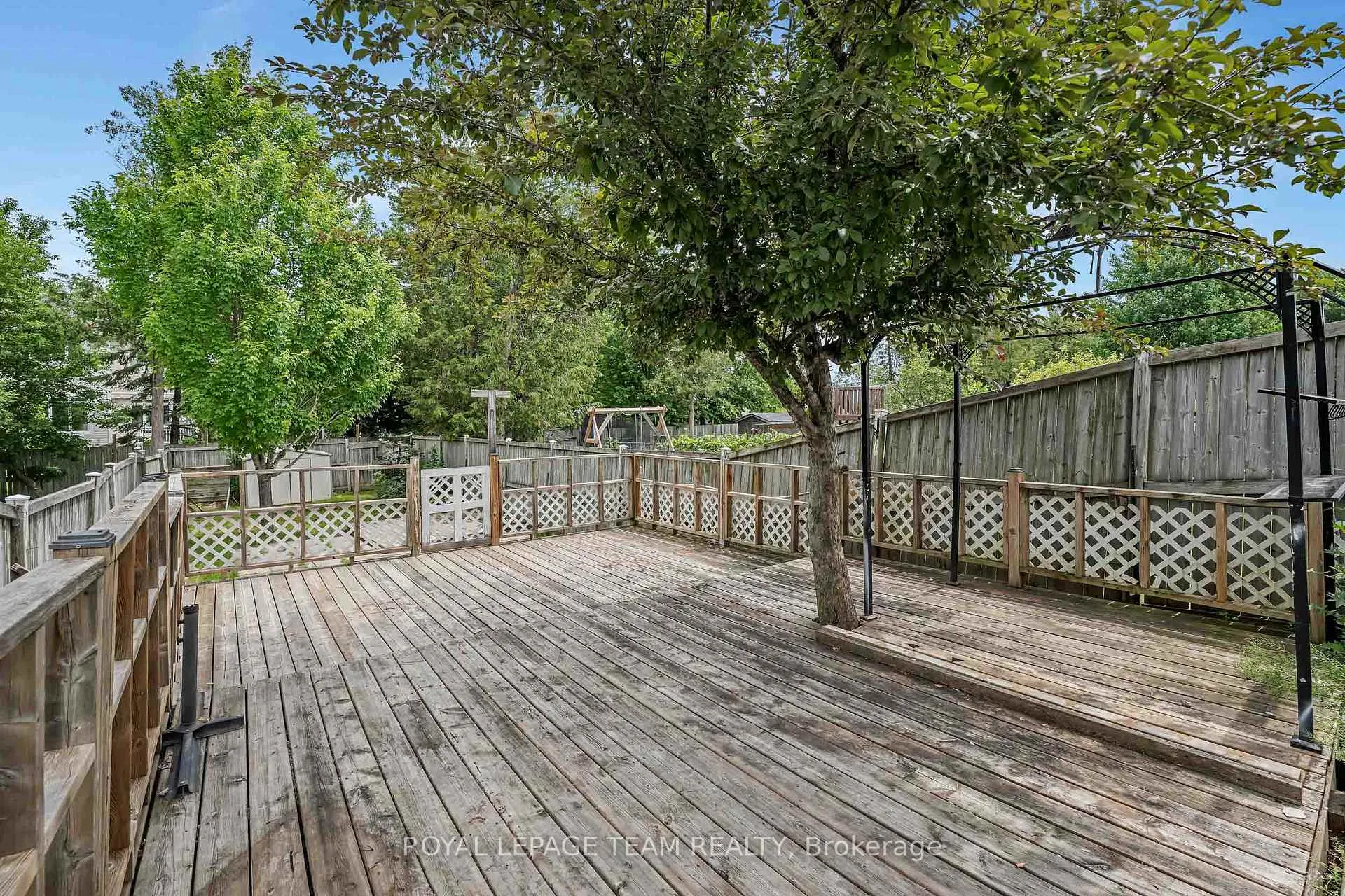 Photo 40 of 57 Randall James Drive, Ottawa, Stittsville (Central) — HOMEH