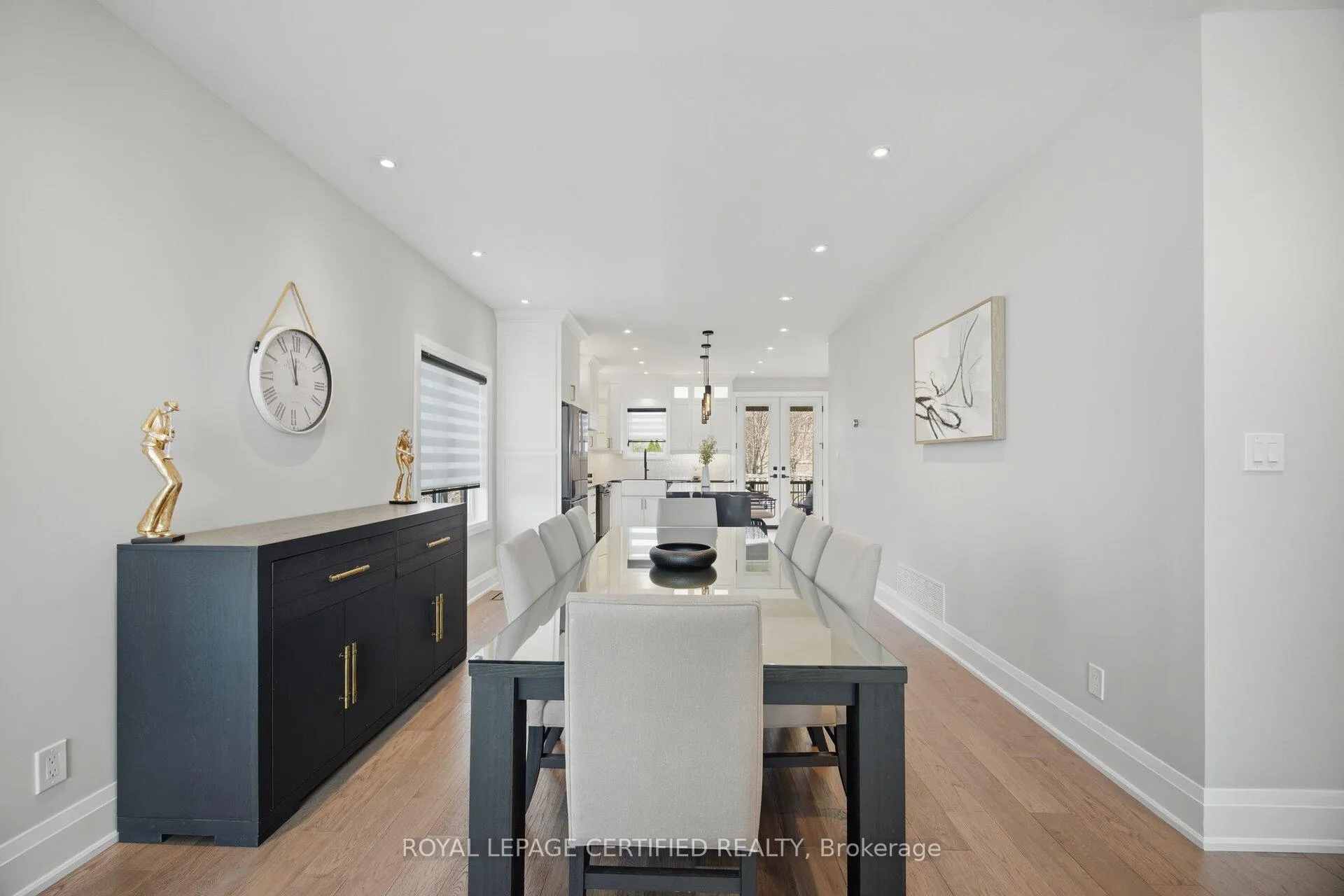 Photo 9 of 306 Avro Road, Vaughan, Maple — HOMEH