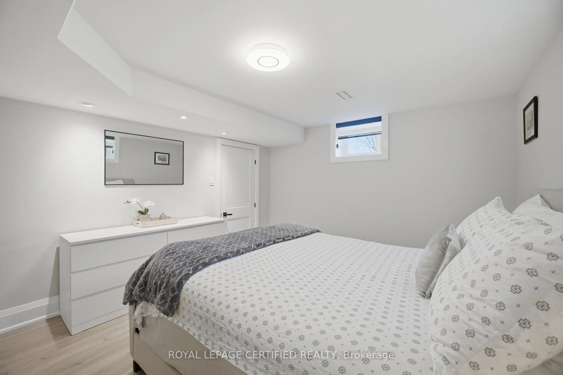 Photo 38 of 306 Avro Road, Vaughan, Maple — HOMEH