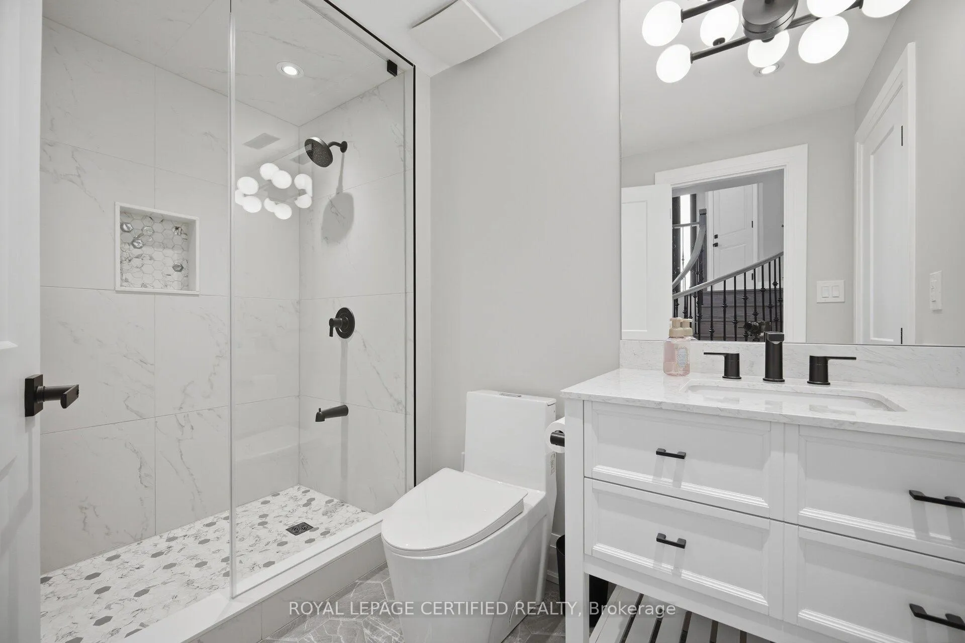 Photo 39 of 306 Avro Road, Vaughan, Maple — HOMEH