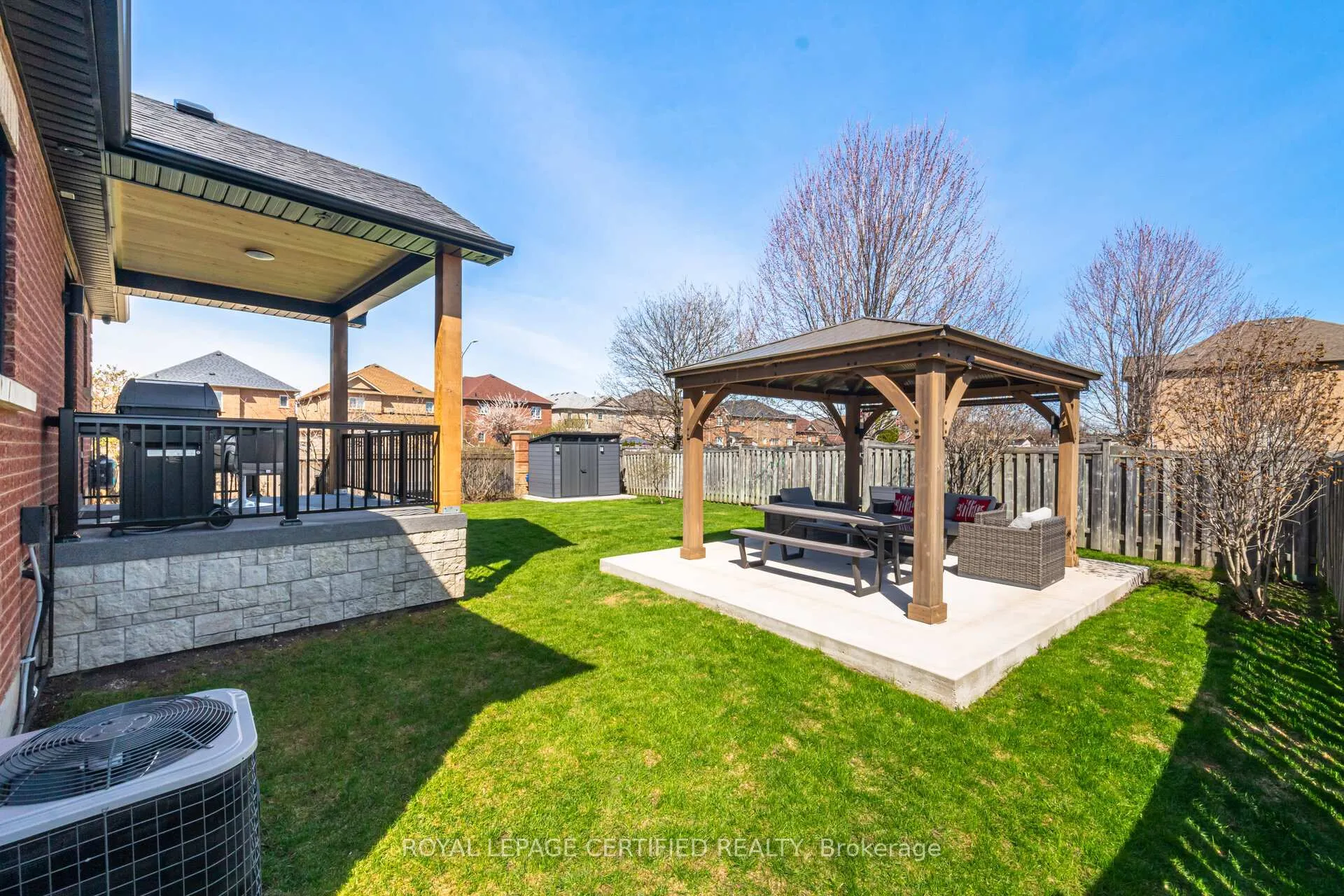 Photo 45 of 306 Avro Road, Vaughan, Maple — HOMEH