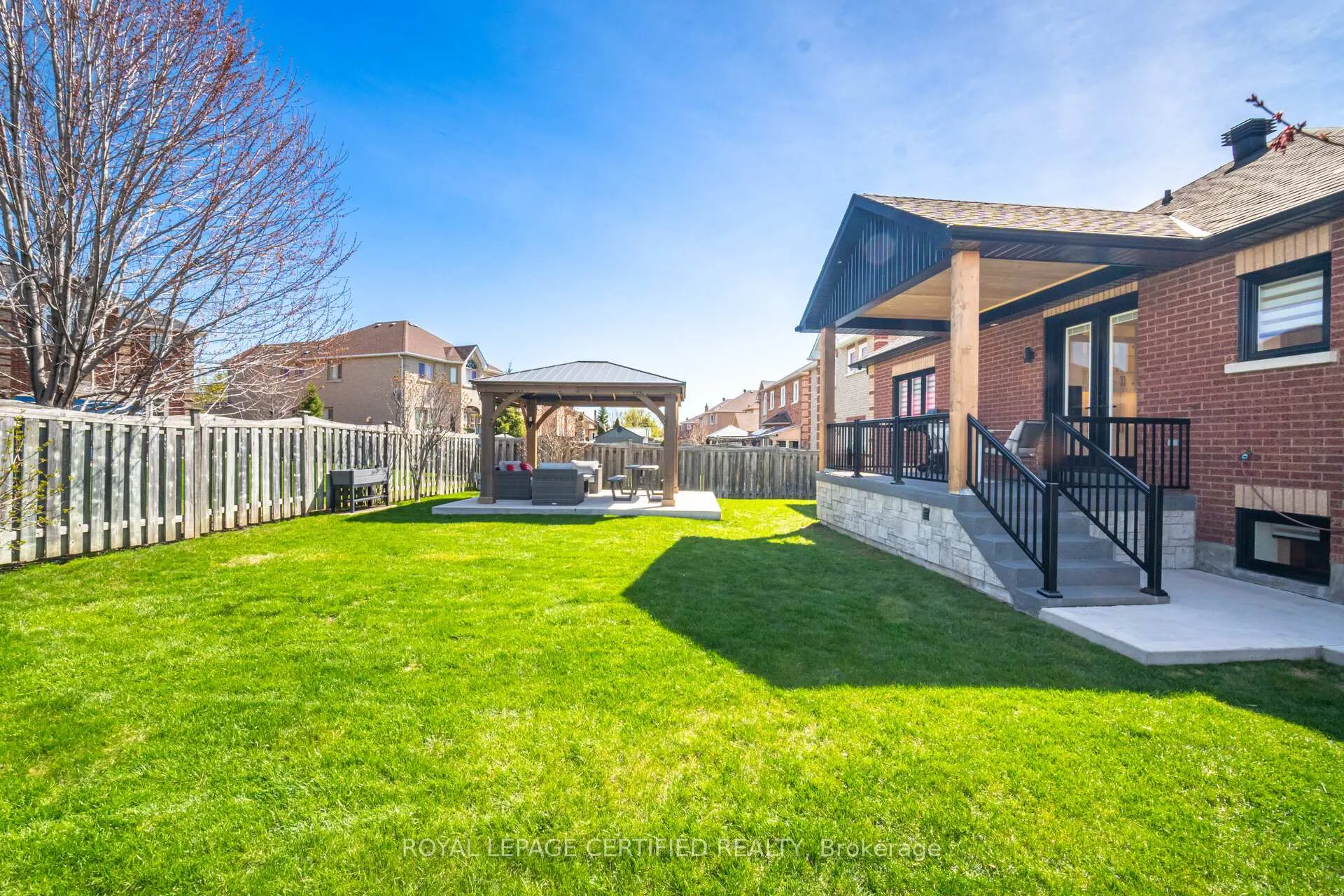Photo 46 of 306 Avro Road, Vaughan, Maple — HOMEH