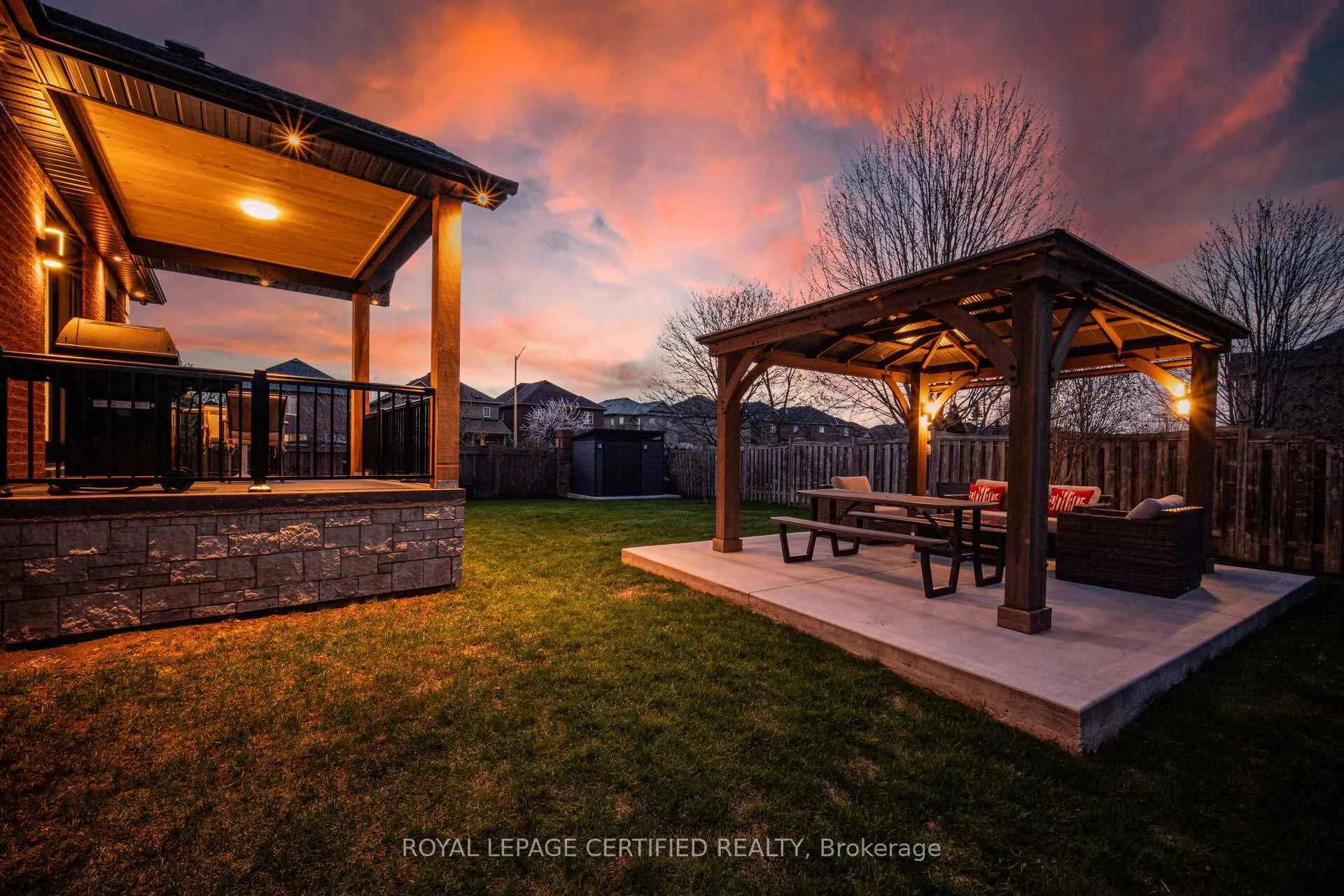 Photo 48 of 306 Avro Road, Vaughan, Maple — HOMEH
