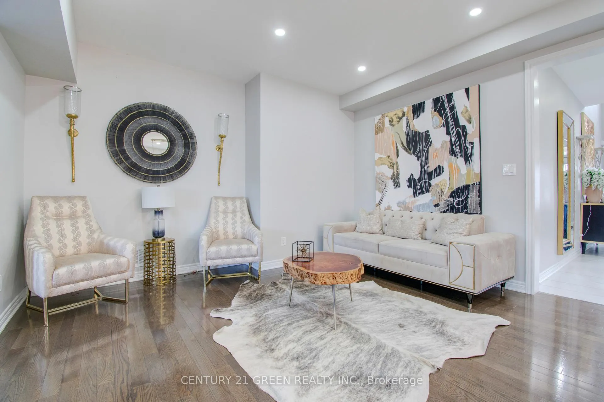 Photo 8 of 20 Tysonville Circle, Brampton, Northwest Brampton — HOMEH