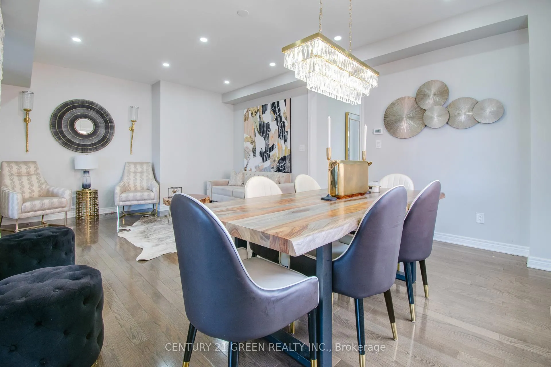 Photo 13 of 20 Tysonville Circle, Brampton, Northwest Brampton — HOMEH