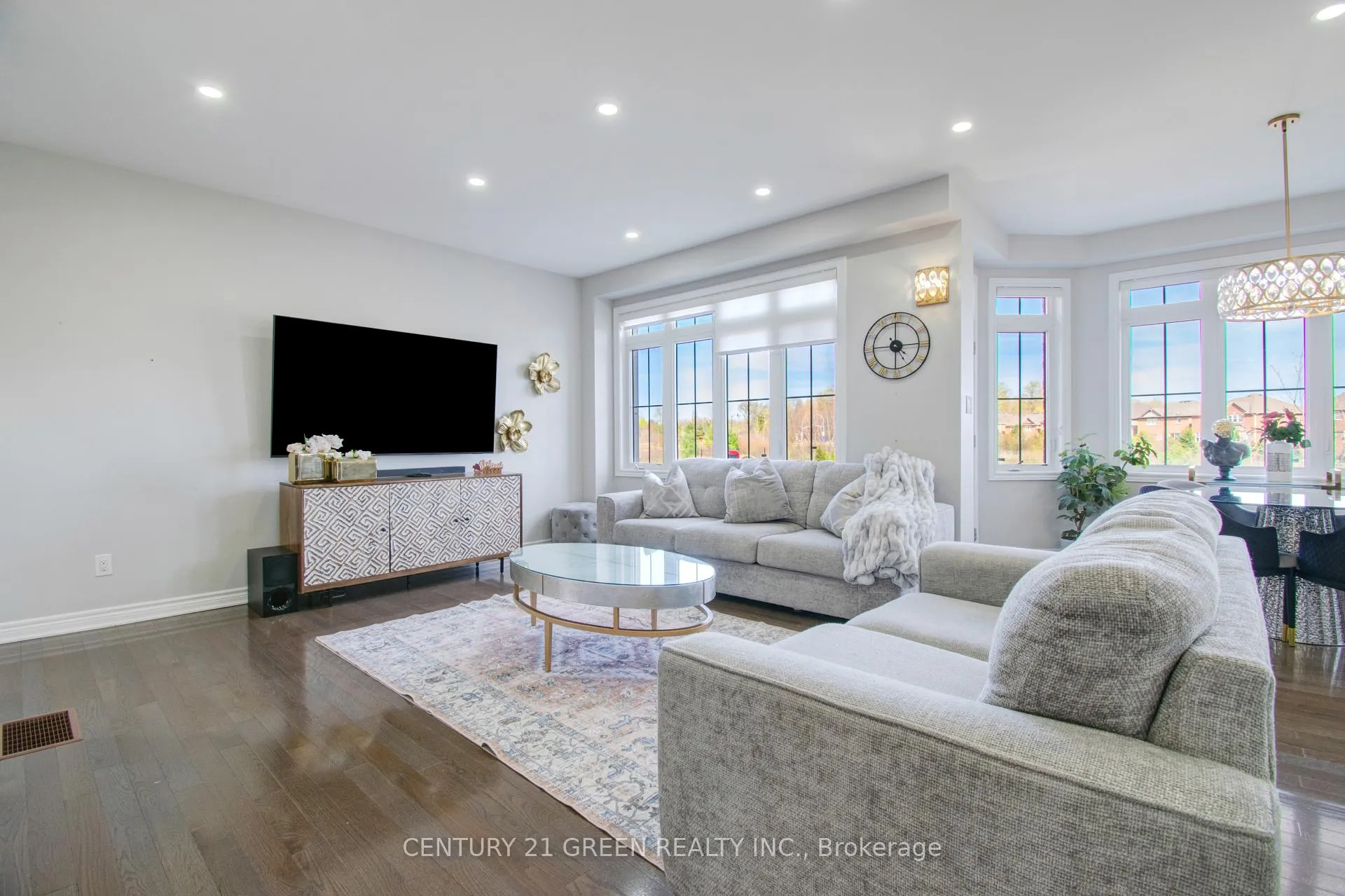 Photo 15 of 20 Tysonville Circle, Brampton, Northwest Brampton — HOMEH