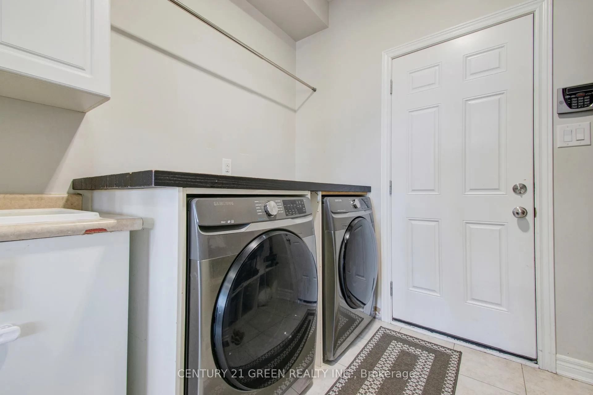 Photo 26 of 20 Tysonville Circle, Brampton, Northwest Brampton — HOMEH