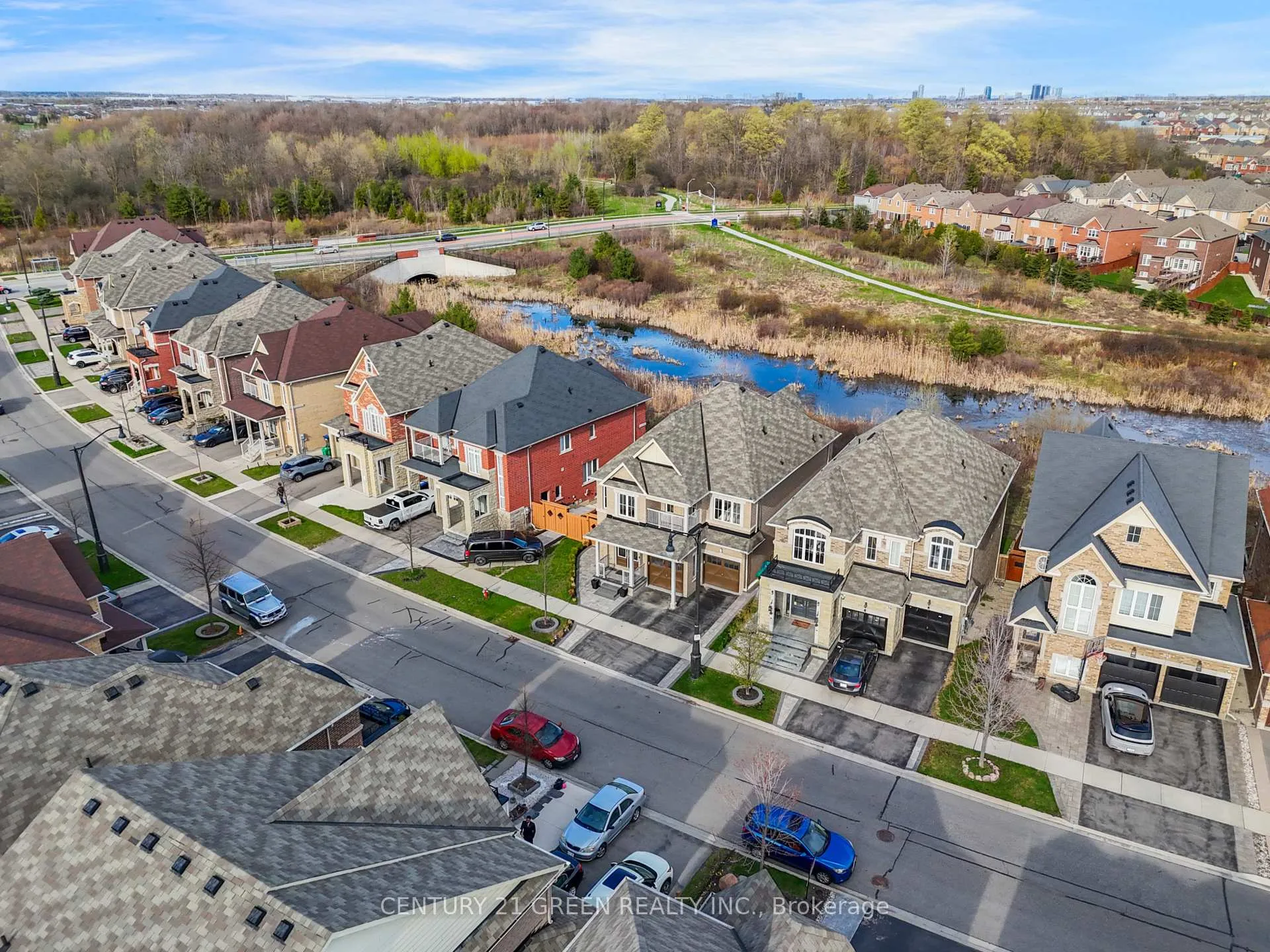 Photo 49 of 20 Tysonville Circle, Brampton, Northwest Brampton — HOMEH